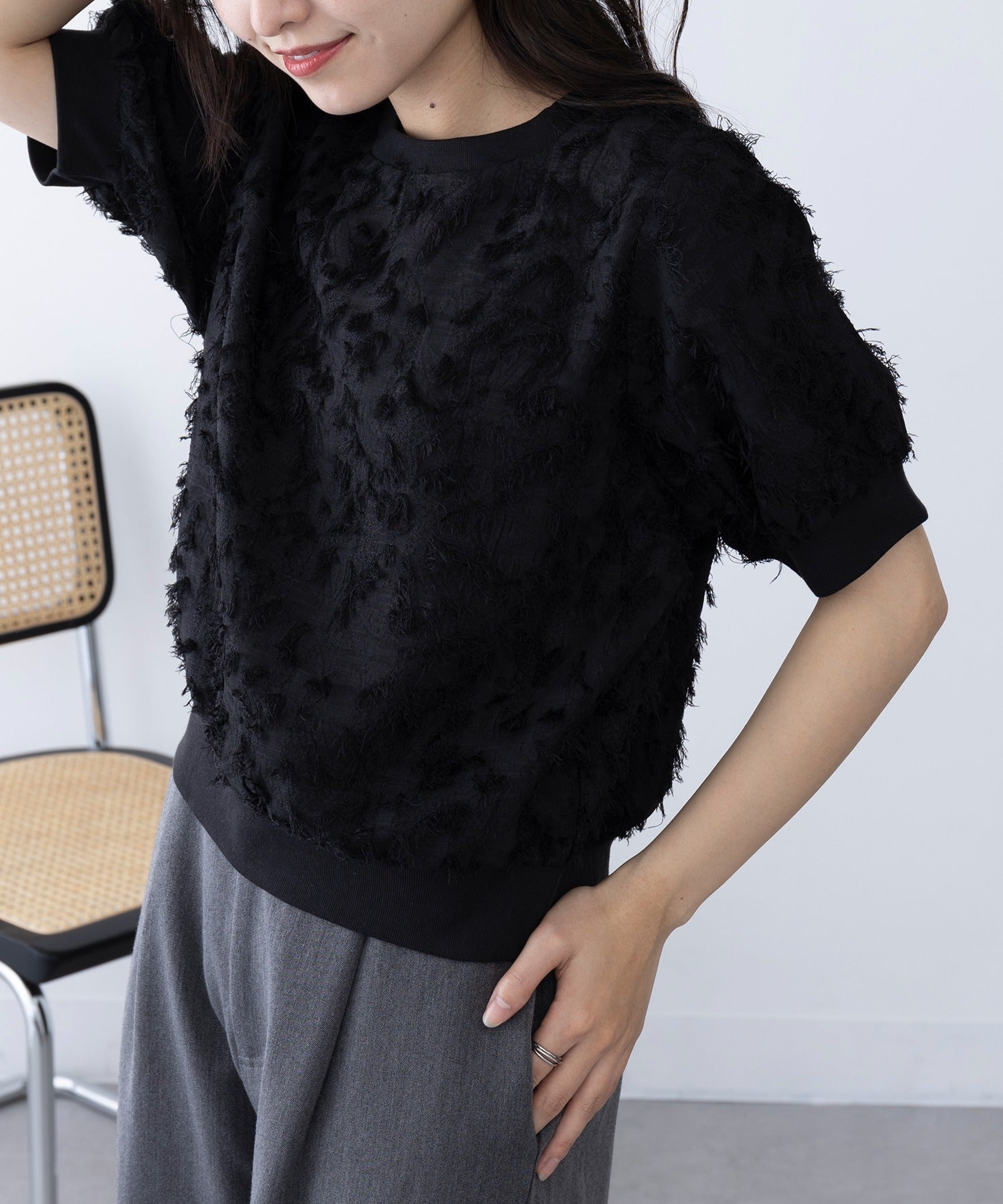 マガジンデモードシュシュ MAGASIN DE MODE Chou Chou フリンジジャカードプルオーバー trc （ブラック） ブラック