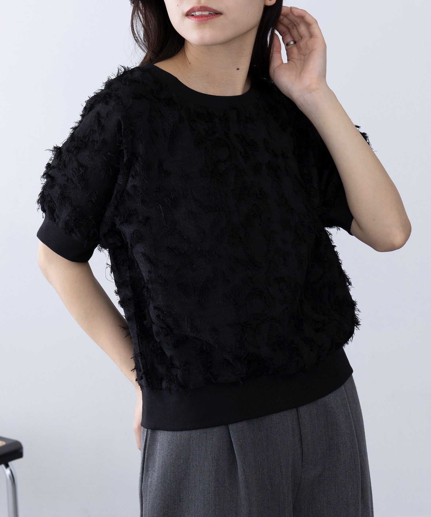 マガジンデモードシュシュ MAGASIN DE MODE Chou Chou フリンジジャカードプルオーバー trc （ブラック） ブラック