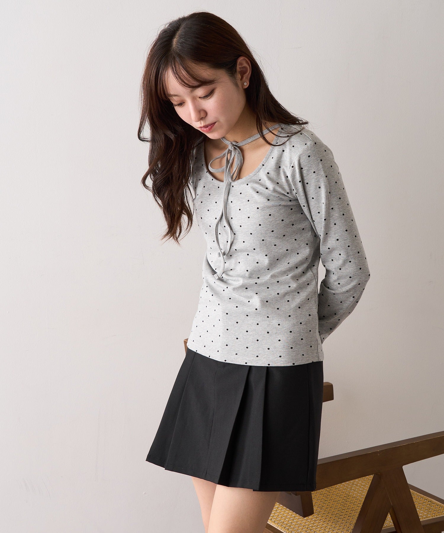 マガジンデモードシュシュ MAGASIN DE MODE Chou Chou ドットリボン付きプルオーバー DTK （グレー） グレー