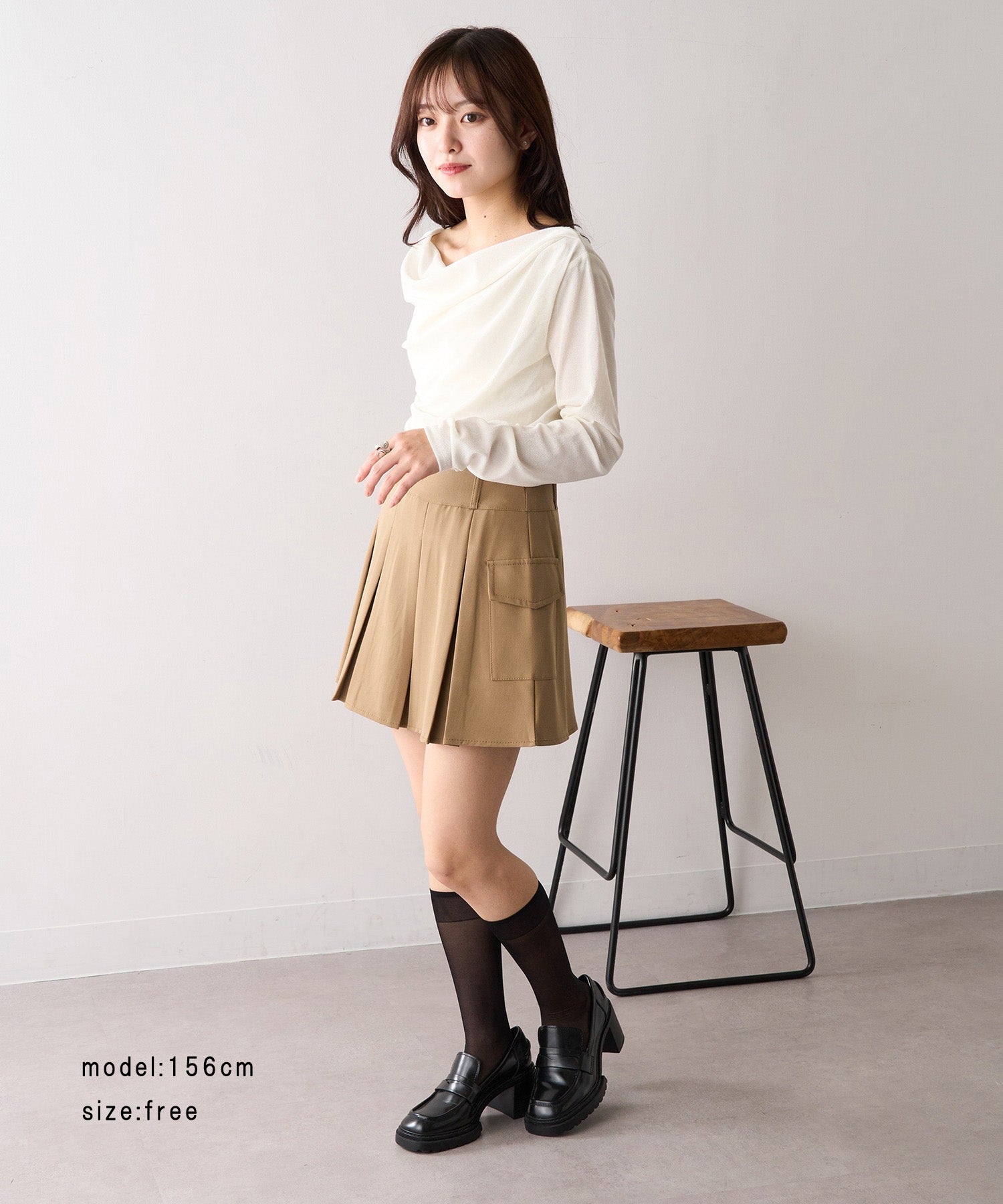マガジンデモードシュシュ MAGASIN DE MODE Chou Chou シアーベロアドレーププルオーバー DTK （オフホワイト） オフホワイト