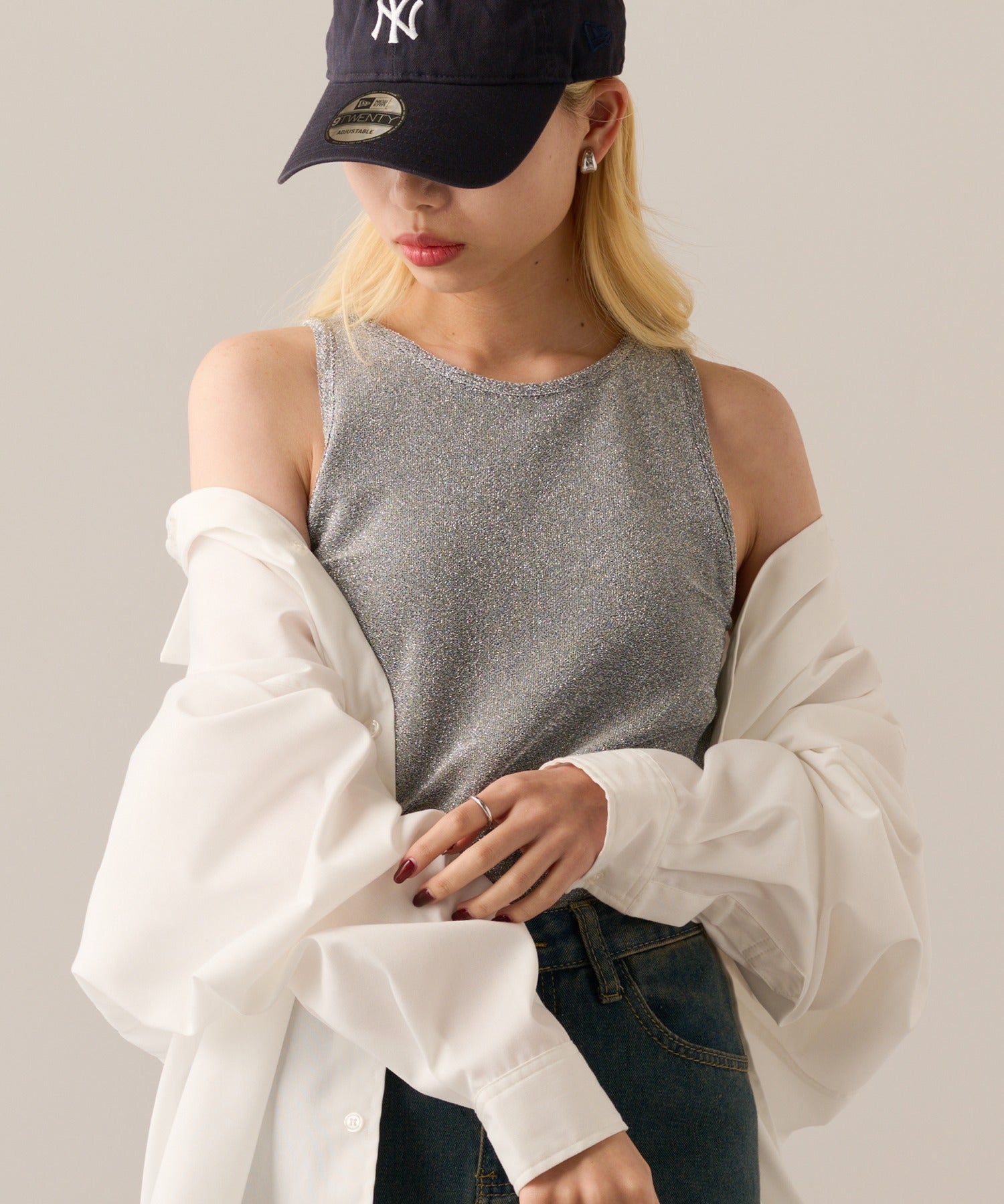 マガジンデモードオンジェナ MAGASIN DE MODE Onjna Glitter american sleeve tank / ラメアメスリタンクトップ カップ付きインナー DTK （シルバー） シルバー