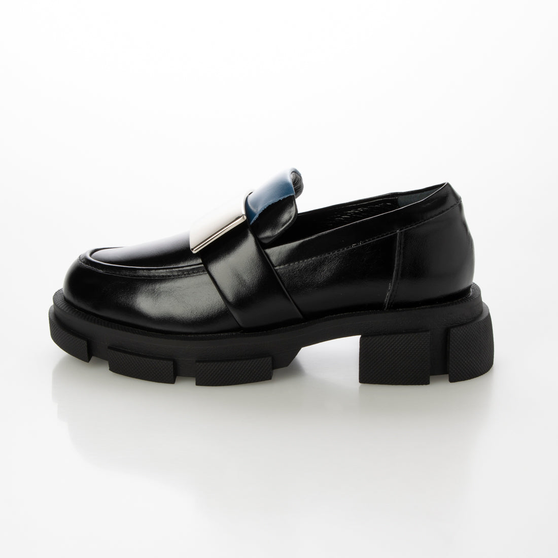 MANA Loafers