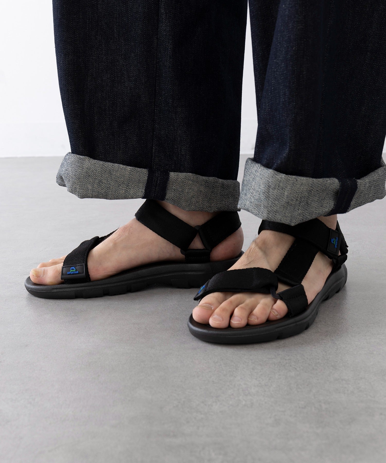 マガジンデモードハウス MAGASIN DE MODE HAUS メンズストラップサンダル KNF127 （ブラック） ブラック