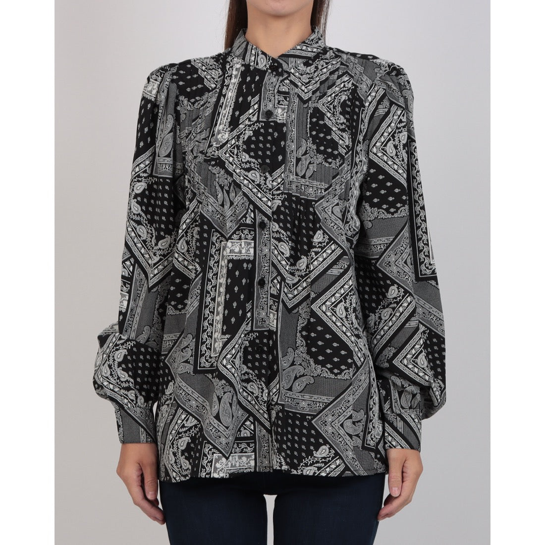 メゾンオナド MAISON ONADO ペイズリー柄ブラウス （BLACK） BLACK