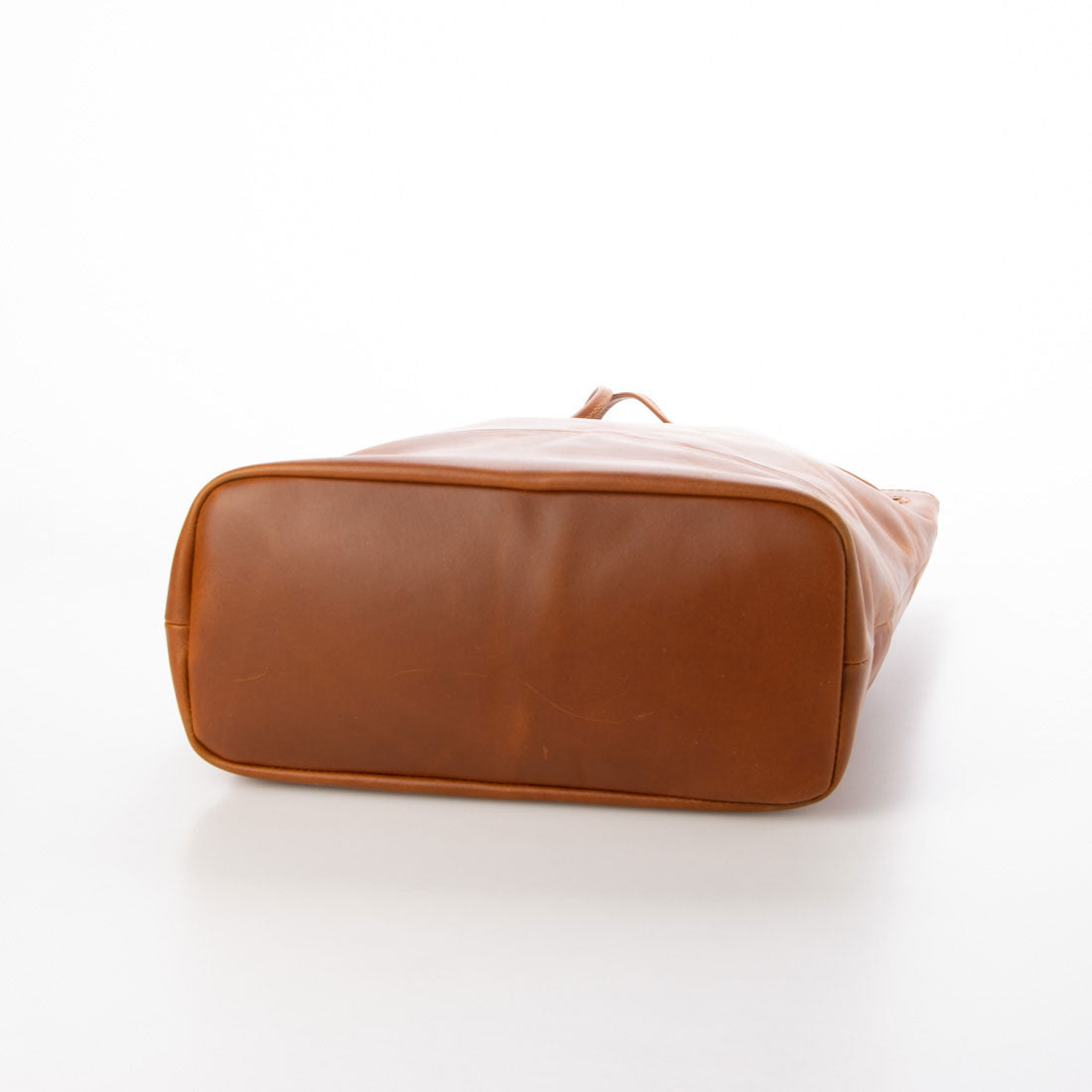 マドゥリ MADULI レザー巾着バッグ （BROWN） BROWN