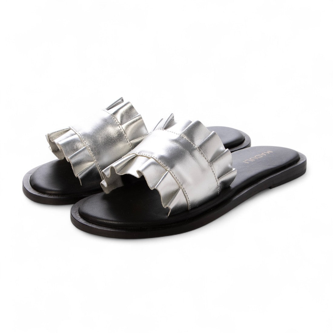 マドゥリ MADULI フリルサンダル （SILVER） SILVER