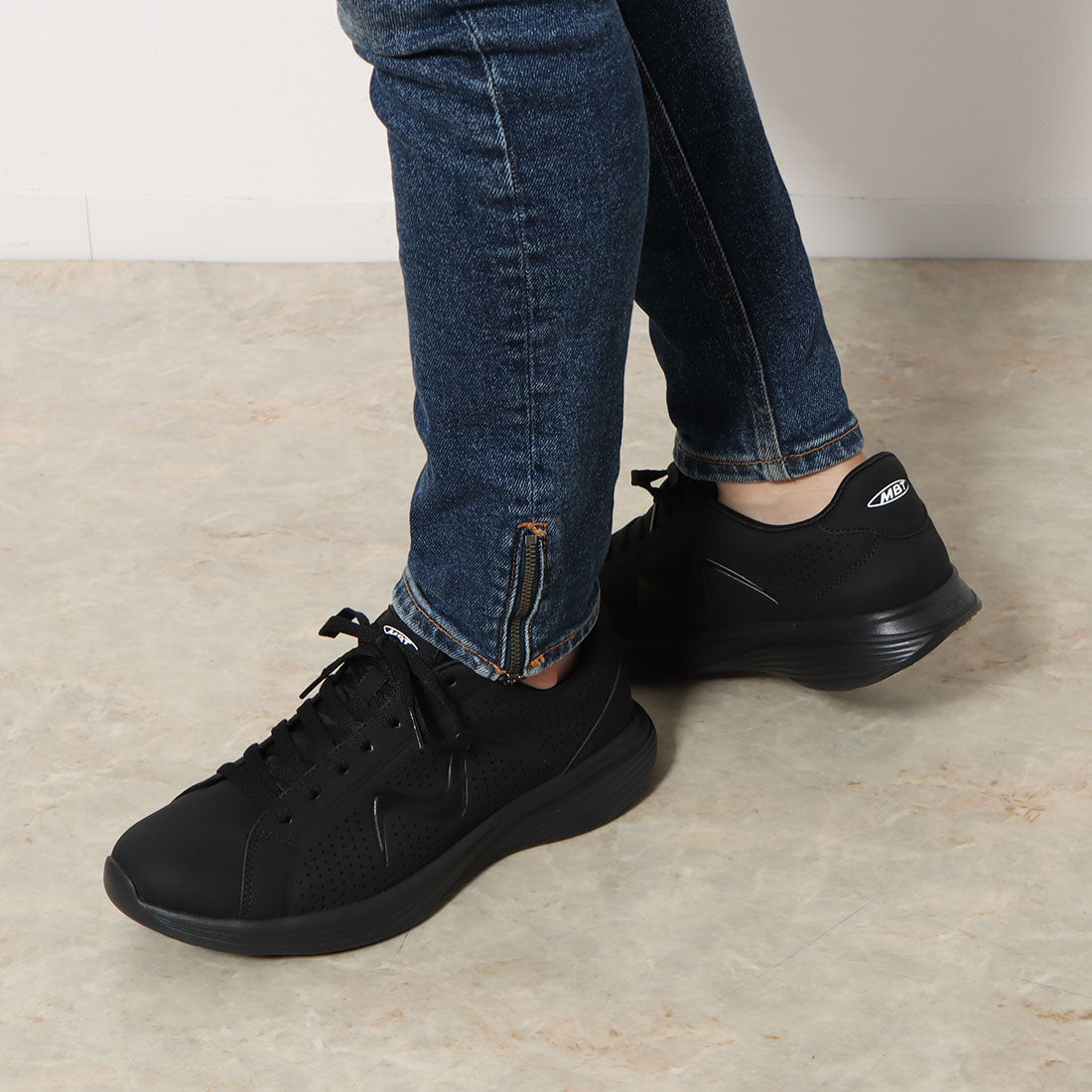 MBT M800 Men's BLACK