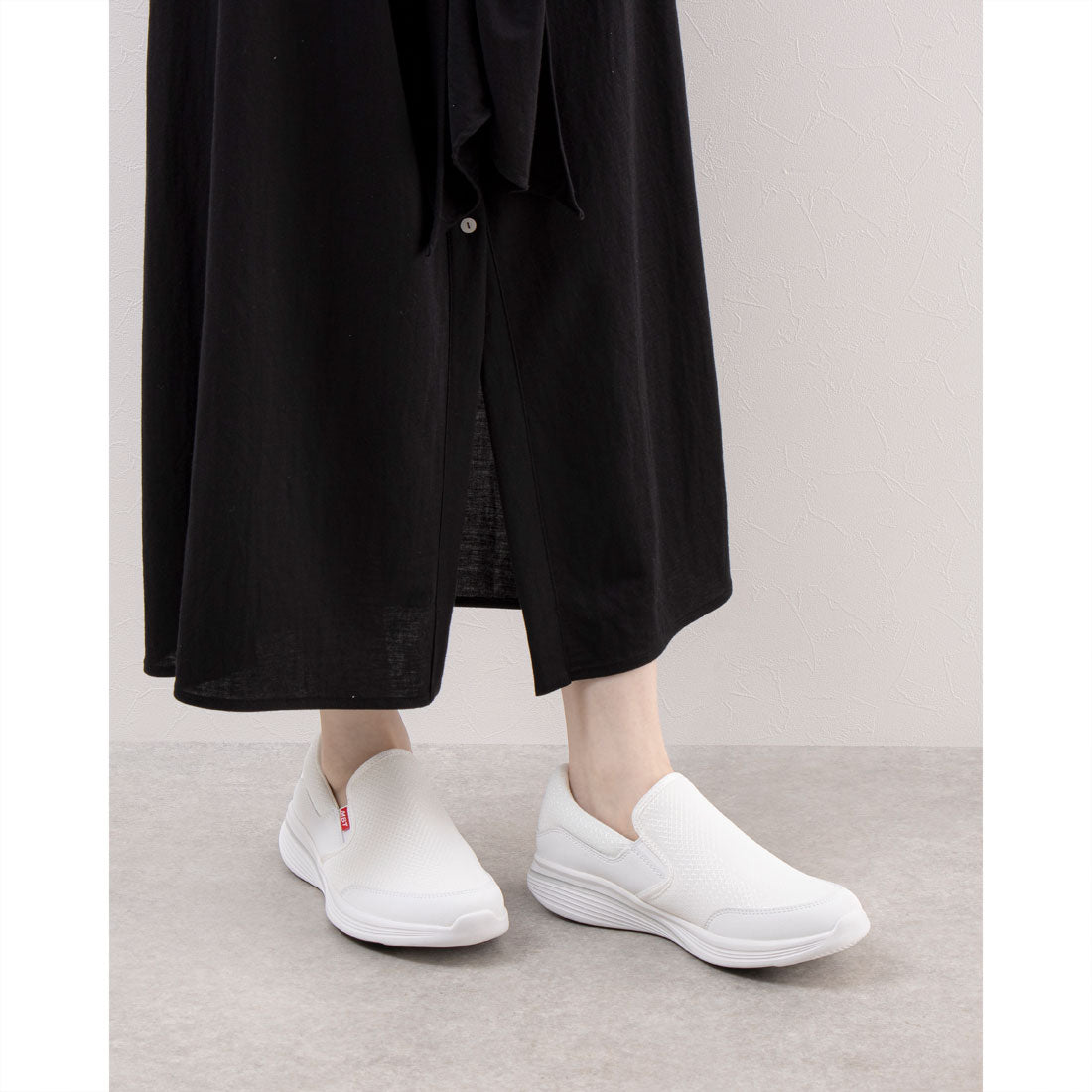 MBT MODENA III SLIP ON Ladies WHITE