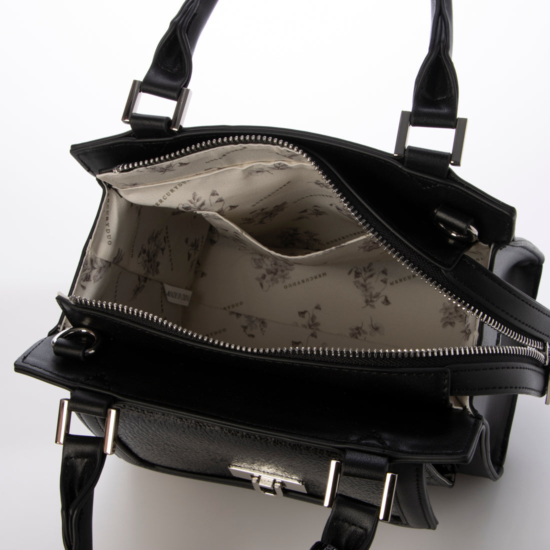 マーキュリーデュオ MERCURYDUO メタリッククラック調型押し フラップハンドバッグ （BLK） BLK