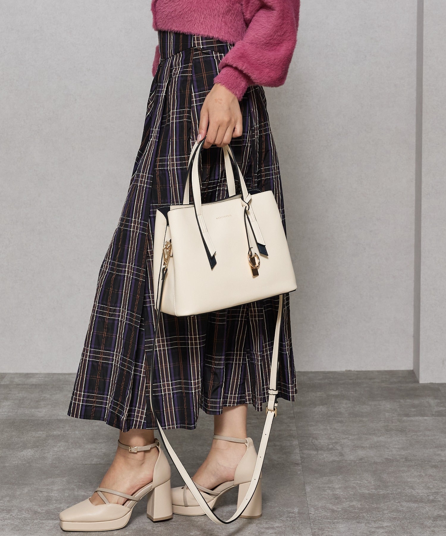 マーキュリーデュオ MERCURYDUO アオリワークハンドバッグ （IVO03） IVO03