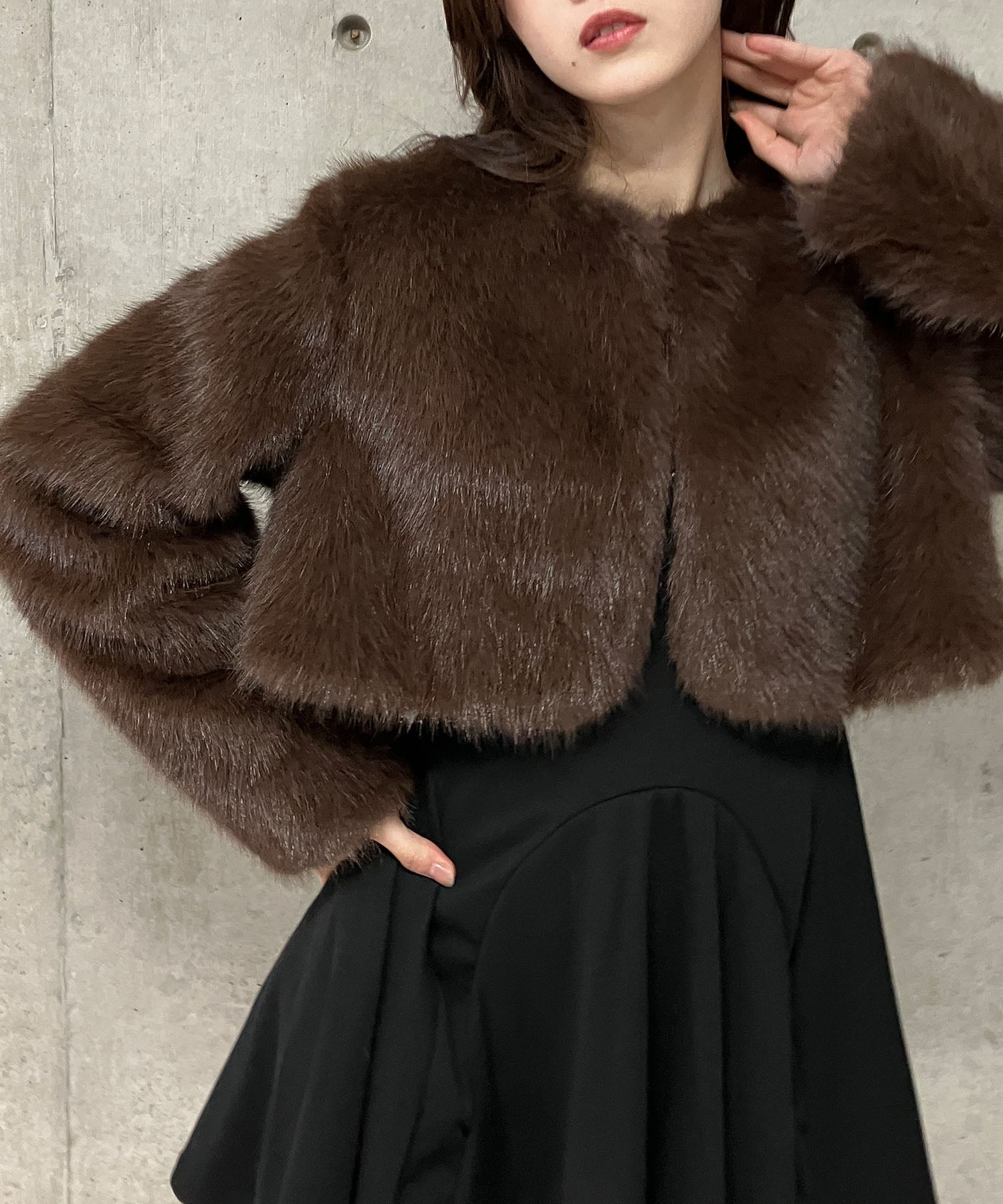 ミージェーン me Jane フェイクファーショート丈コート,ブラウン