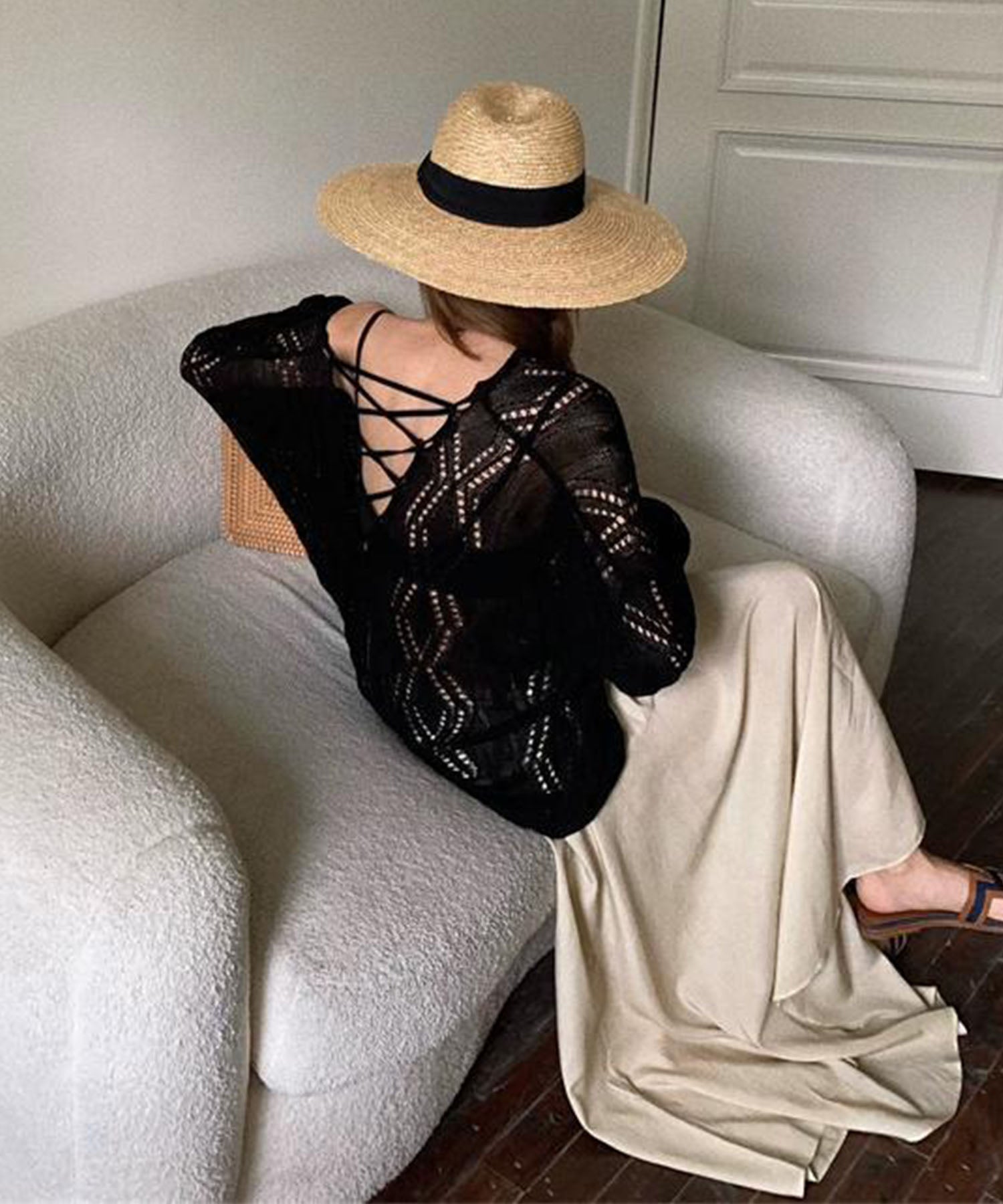 "me Jane Back Lace-Up Sheer Knit"