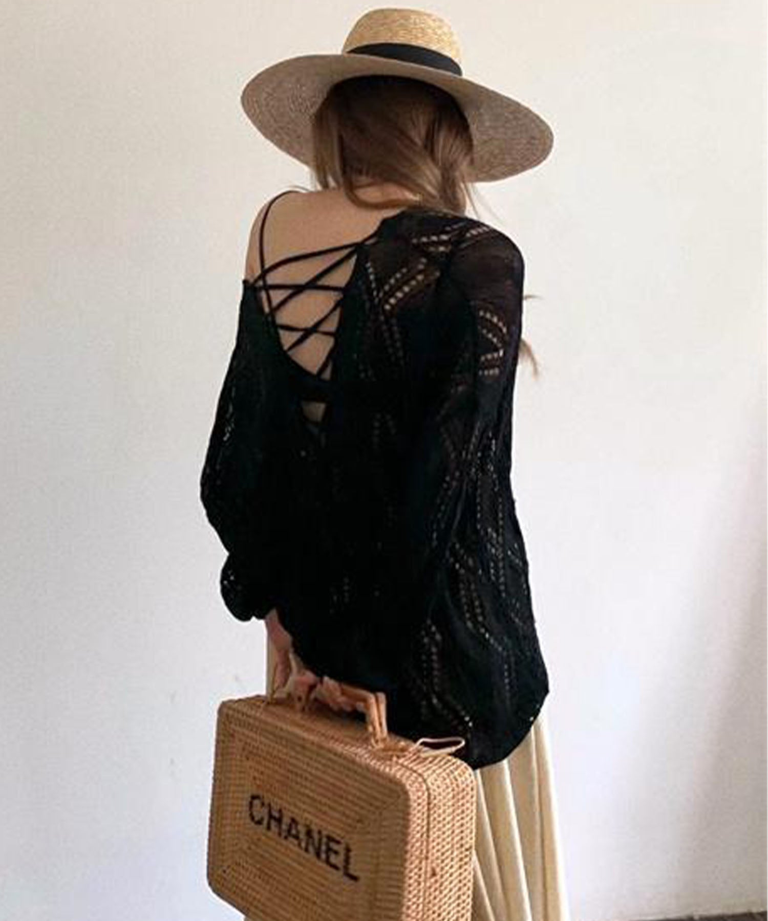 "me Jane Back Lace-Up Sheer Knit"