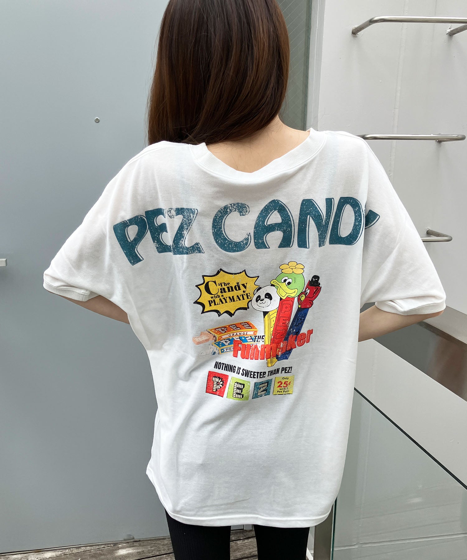 ミージェーン me Jane バックプリントPEZドルマンTシャツ （オフホワイト） オフホワイト
