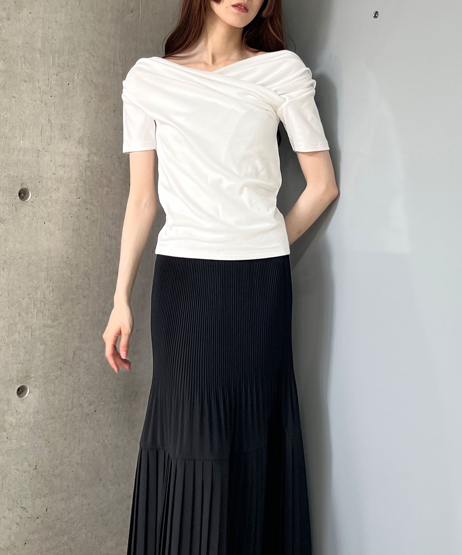 ミージェーン me Jane クロスオフショル半袖Tシャツ （オフホワイト） オフホワイト