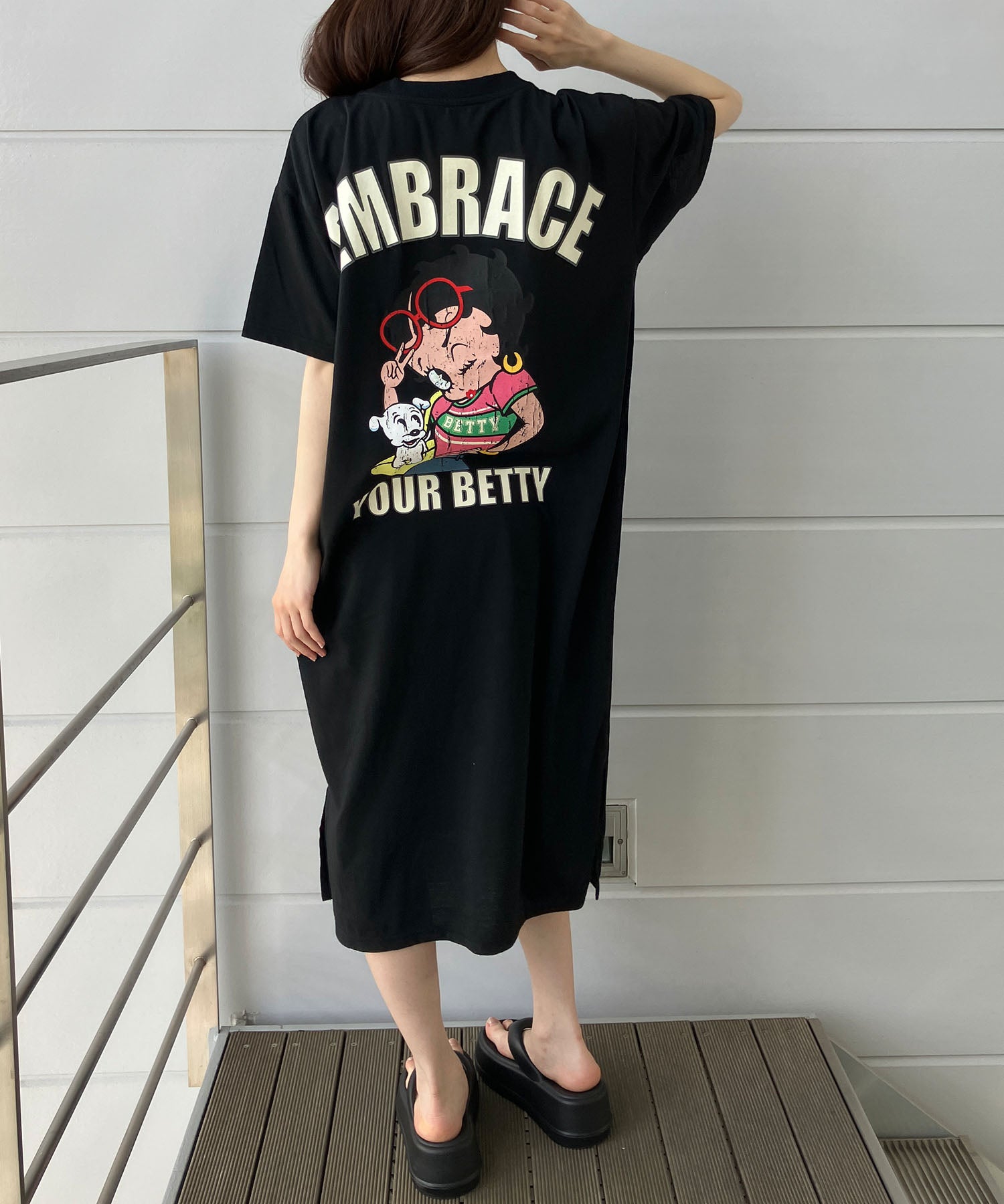 ミージェーン me Jane BETTY BOOPバックプリントTシャツワンピース （ブラック） ブラック