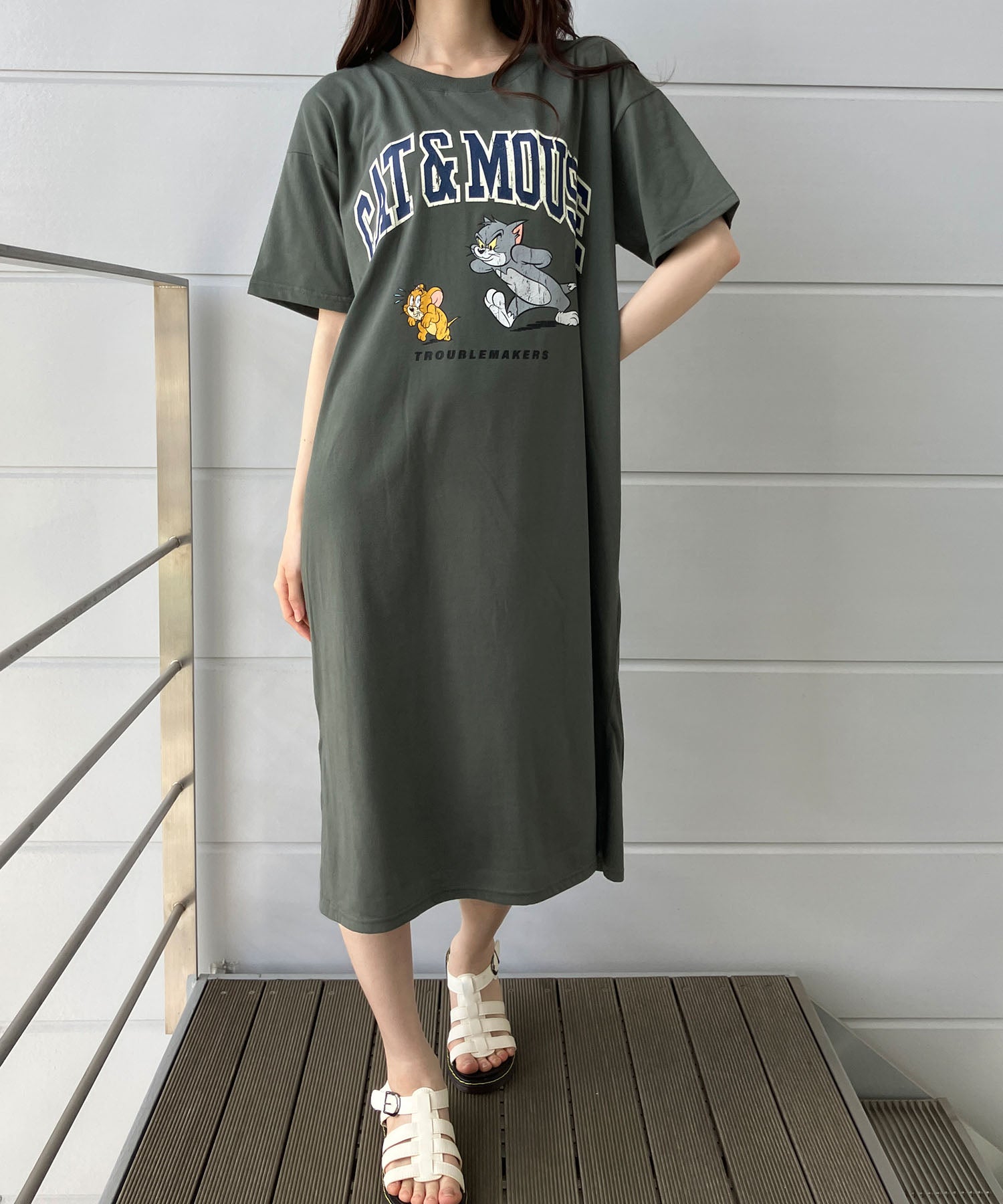 ミージェーン me Jane TOM＆JERRYプリントTシャツワンピース （カーキ） カーキ