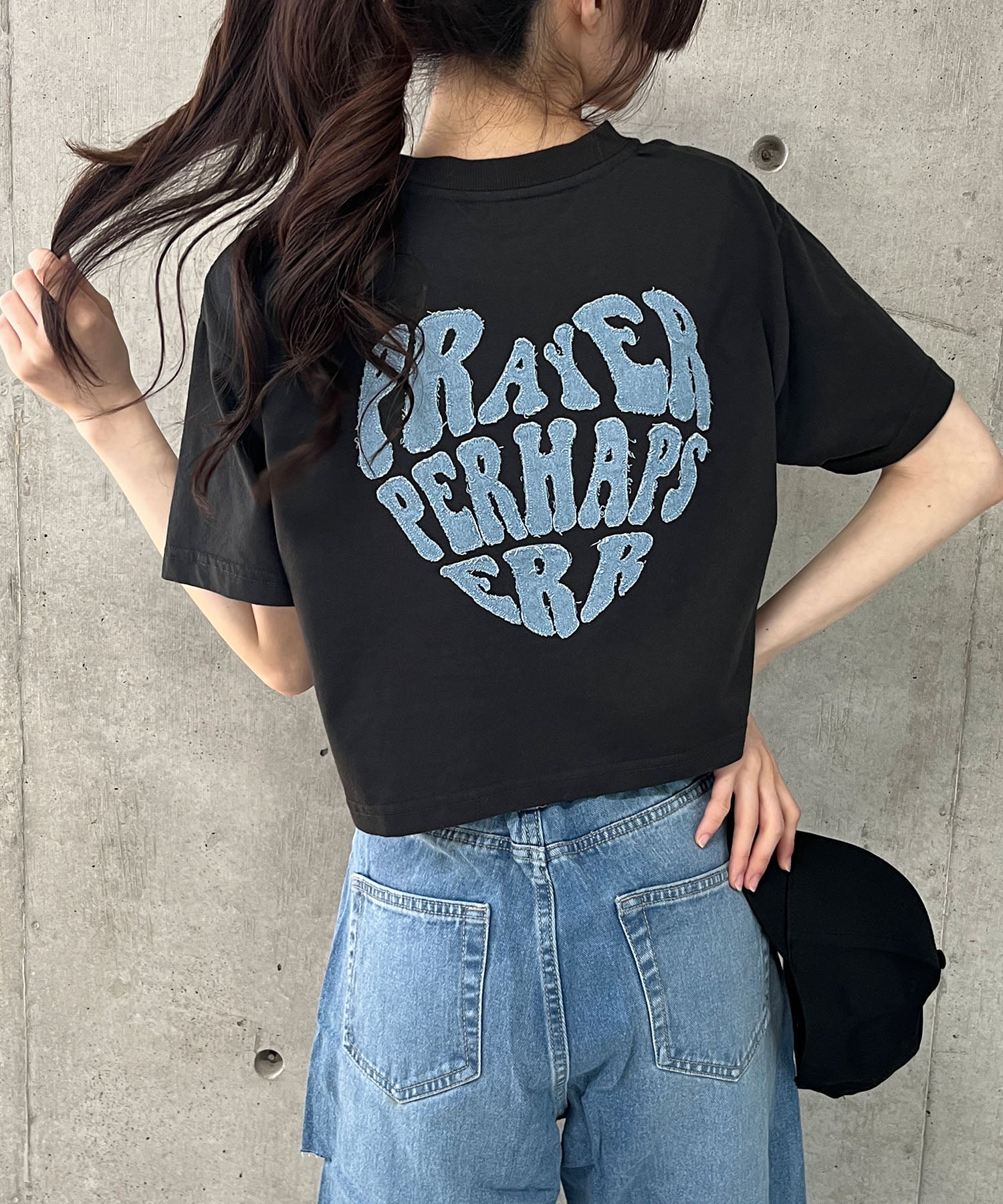 ミージェーン me Jane バックデニムハート型ショート丈Tシャツ （チャコールグレー） チャコールグレー
