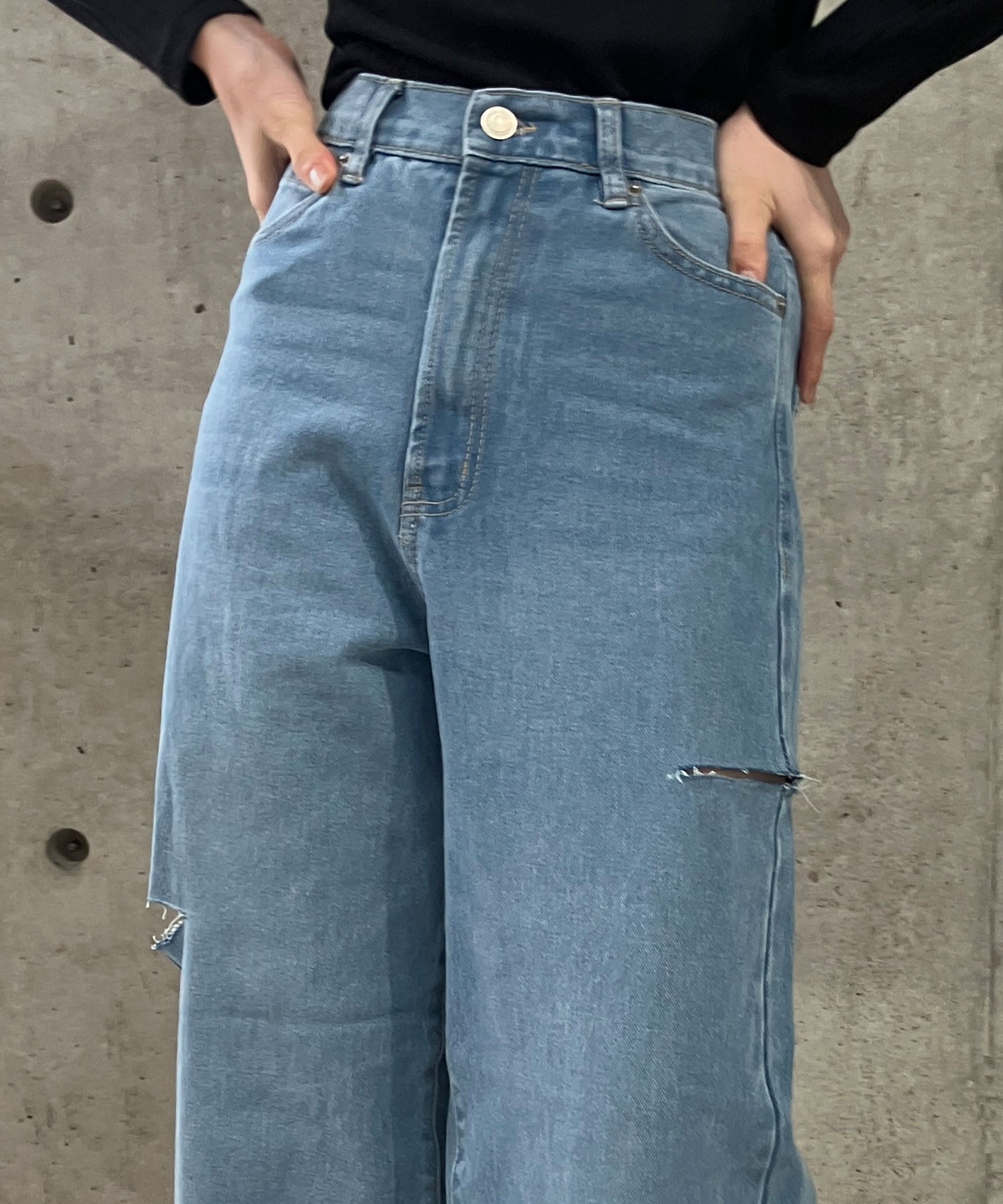 ミージェーン me Jane サイドスリットデニムパンツ （サックス） サックス
