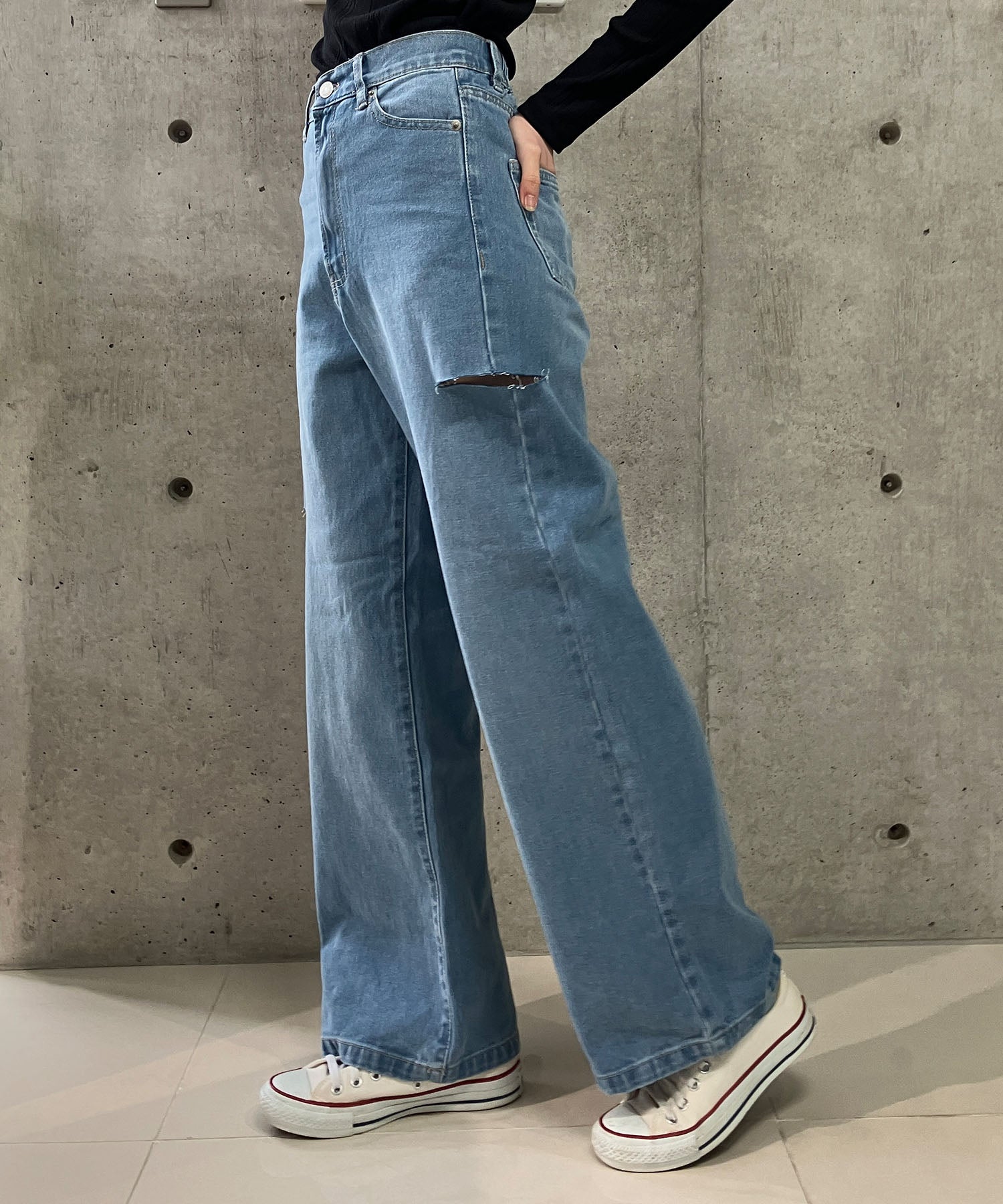 ミージェーン me Jane サイドスリットデニムパンツ （サックス） サックス
