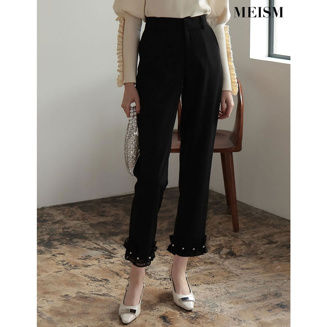 ミズム MEISM [2023A/W COLLECTION][MEISM by Re:EDIT][低身長/高身長サイズ有]パール付き裾切り替えフリルテーパードパンツ