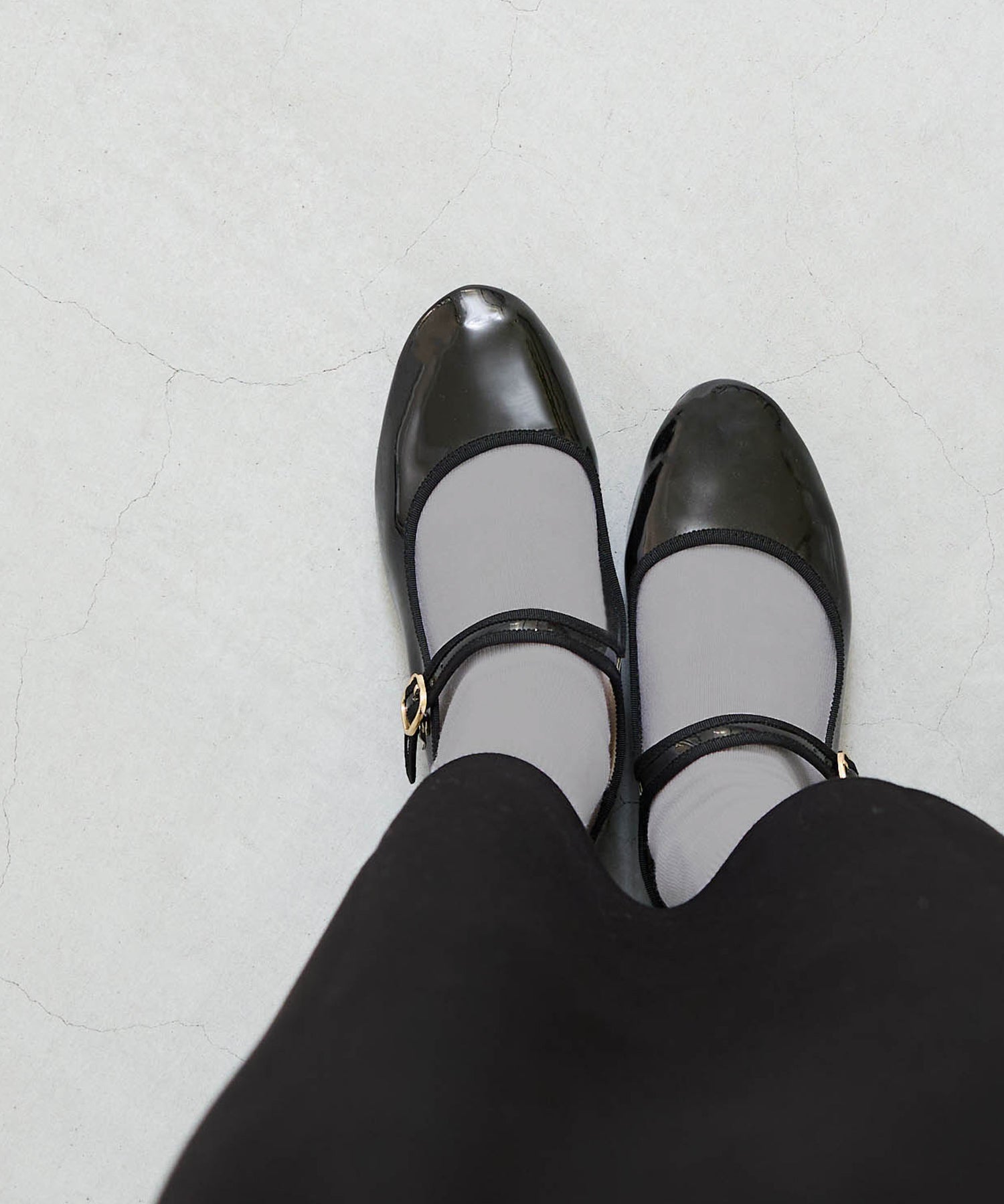 メヌエ Menue ふわカル ストラップ バレエシューズ（2020ブラックen） 2020ブラックen