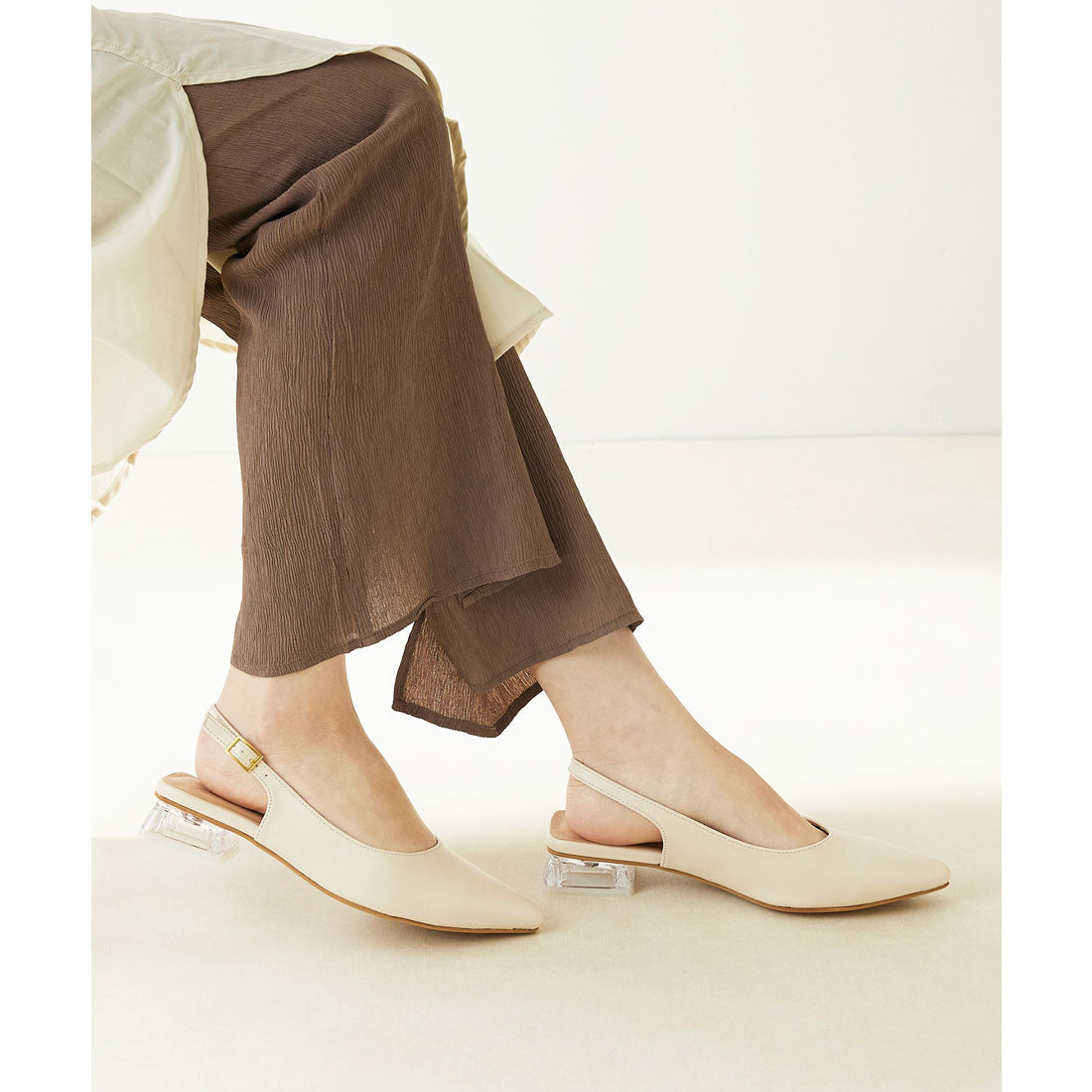 Menue Backstrap Mule Sandals