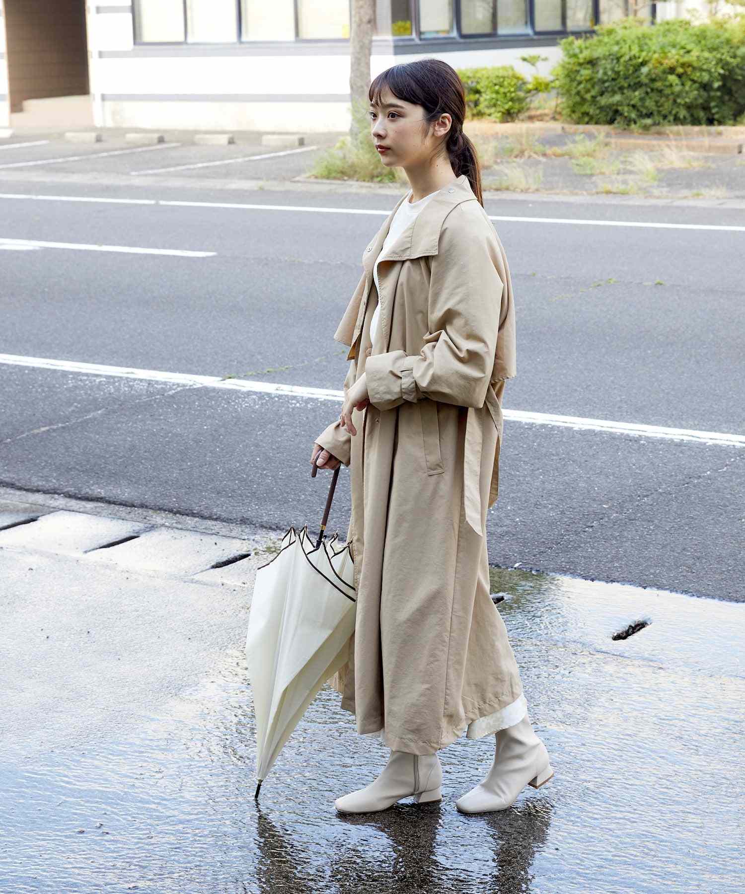 メヌエ Menue スクエアトゥ 滑りにくい オールウェザーブーツ （1001アイボリーPU） 1001アイボリーPU