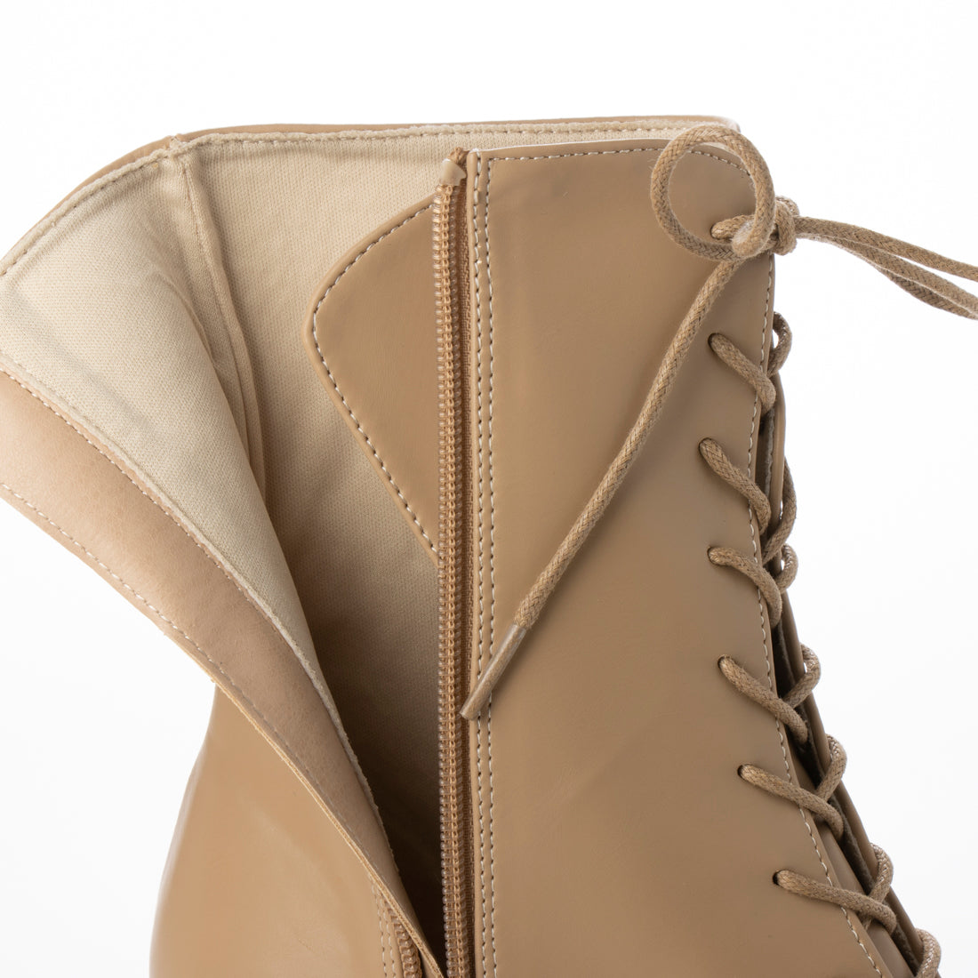 Menue square toe lace-up heel boots