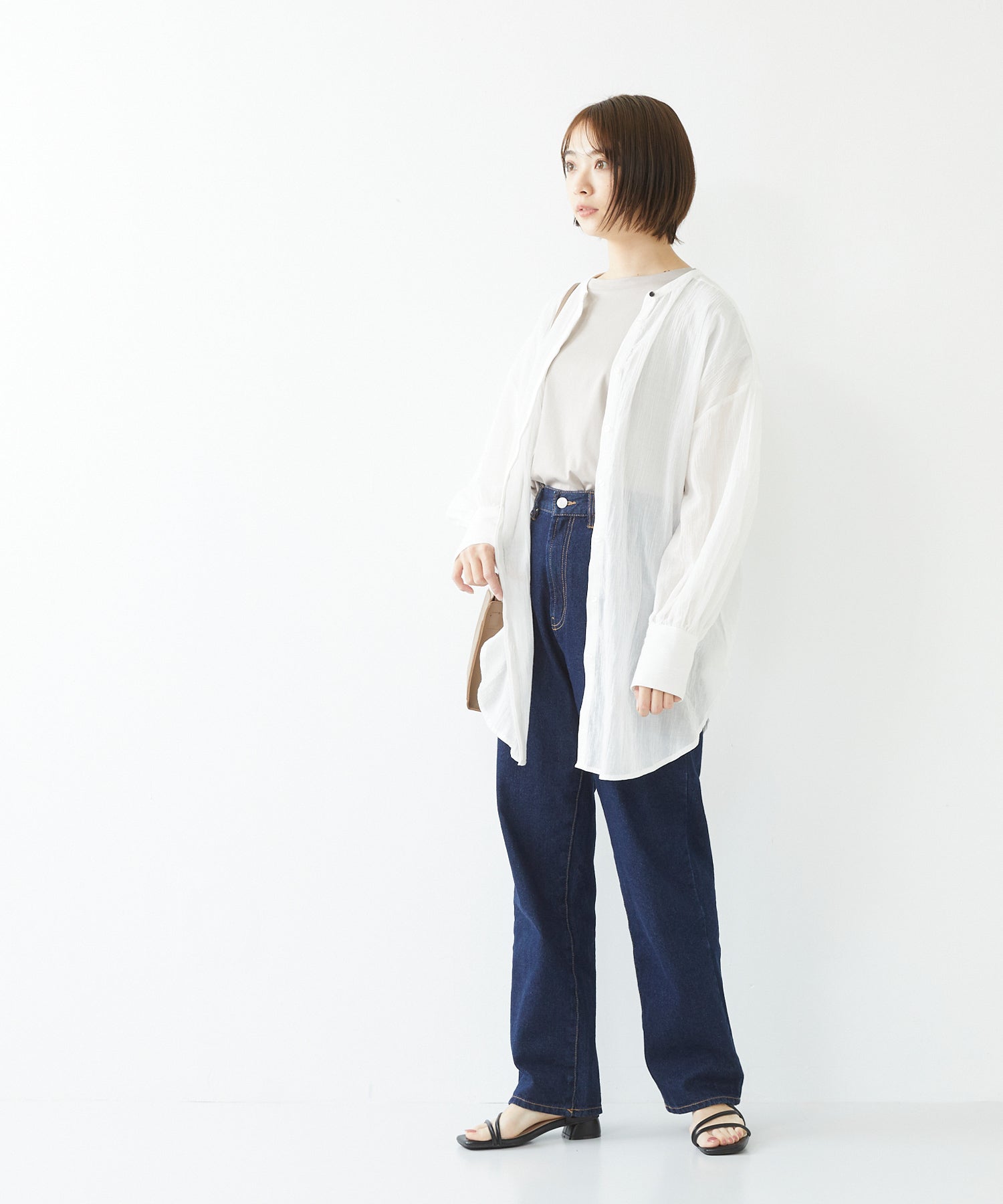 メヌエ Menue スクエアトゥ サイドストラップ ローヒール サンダル