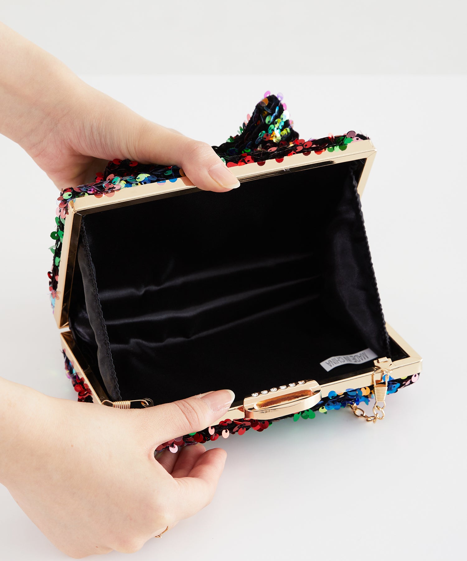 Misch Masch Sequin Ribbon Clutch Bag/MOB005