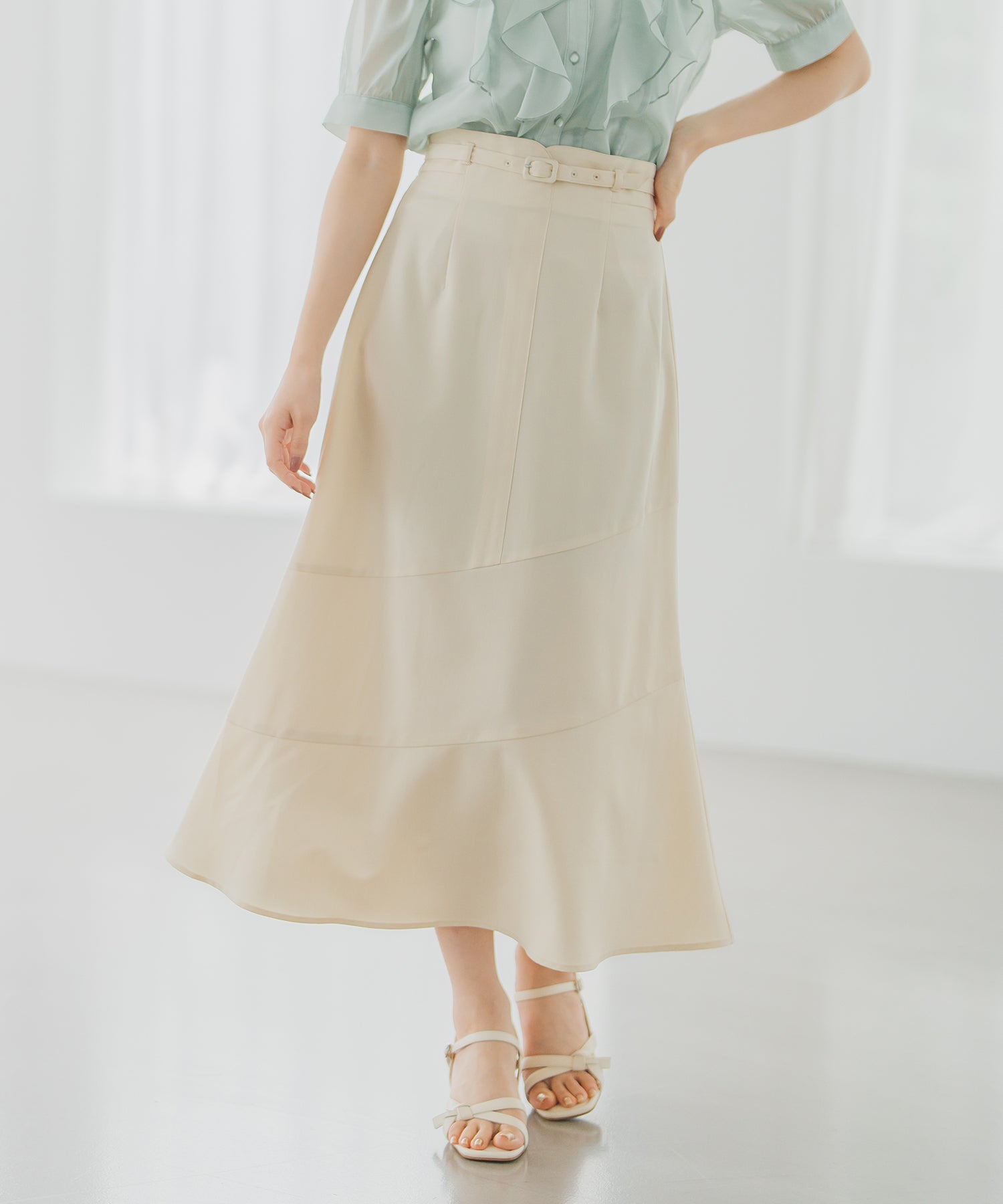 ミッシュマッシュ MISCH MASCH 2025春夏新作 アシンメトリー切替Aラインスカート （IVORY） IVORY