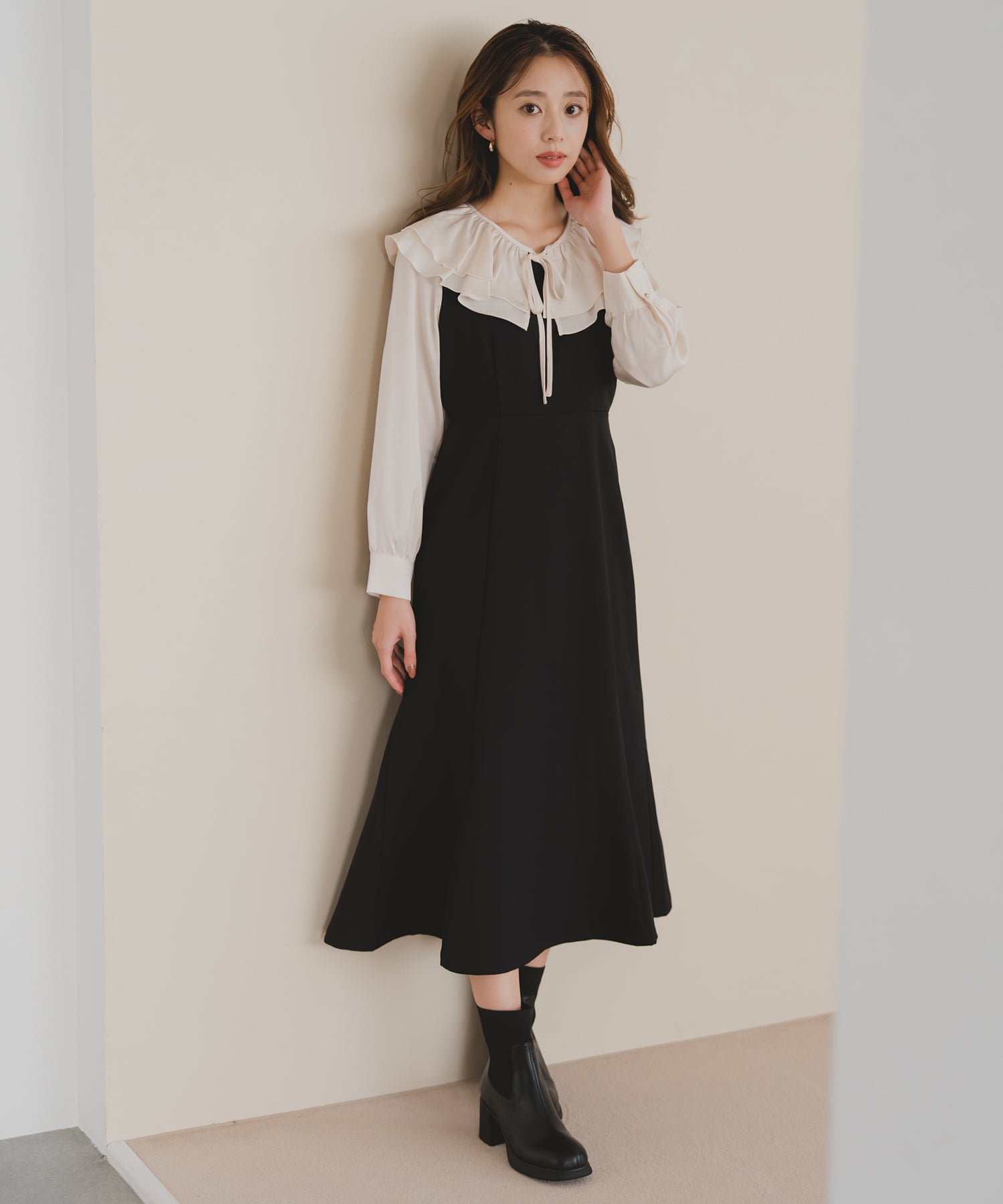 ミッシュマッシュ MISCH MASCH 2025秋冬新作 フリルカラーマーメイドワンピース MM547411 （BLACK） BLACK