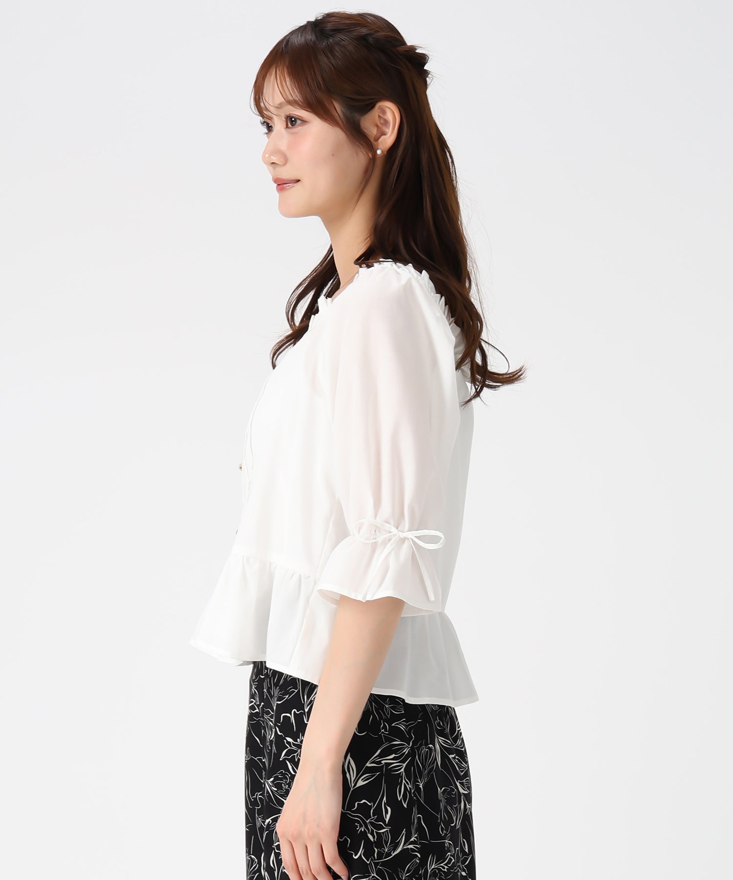 ミッシュマッシュ MISCH MASCH 2026春夏新作 スクエアネックフリルペプラムブラウス MM618108 （WHITE） WHITE