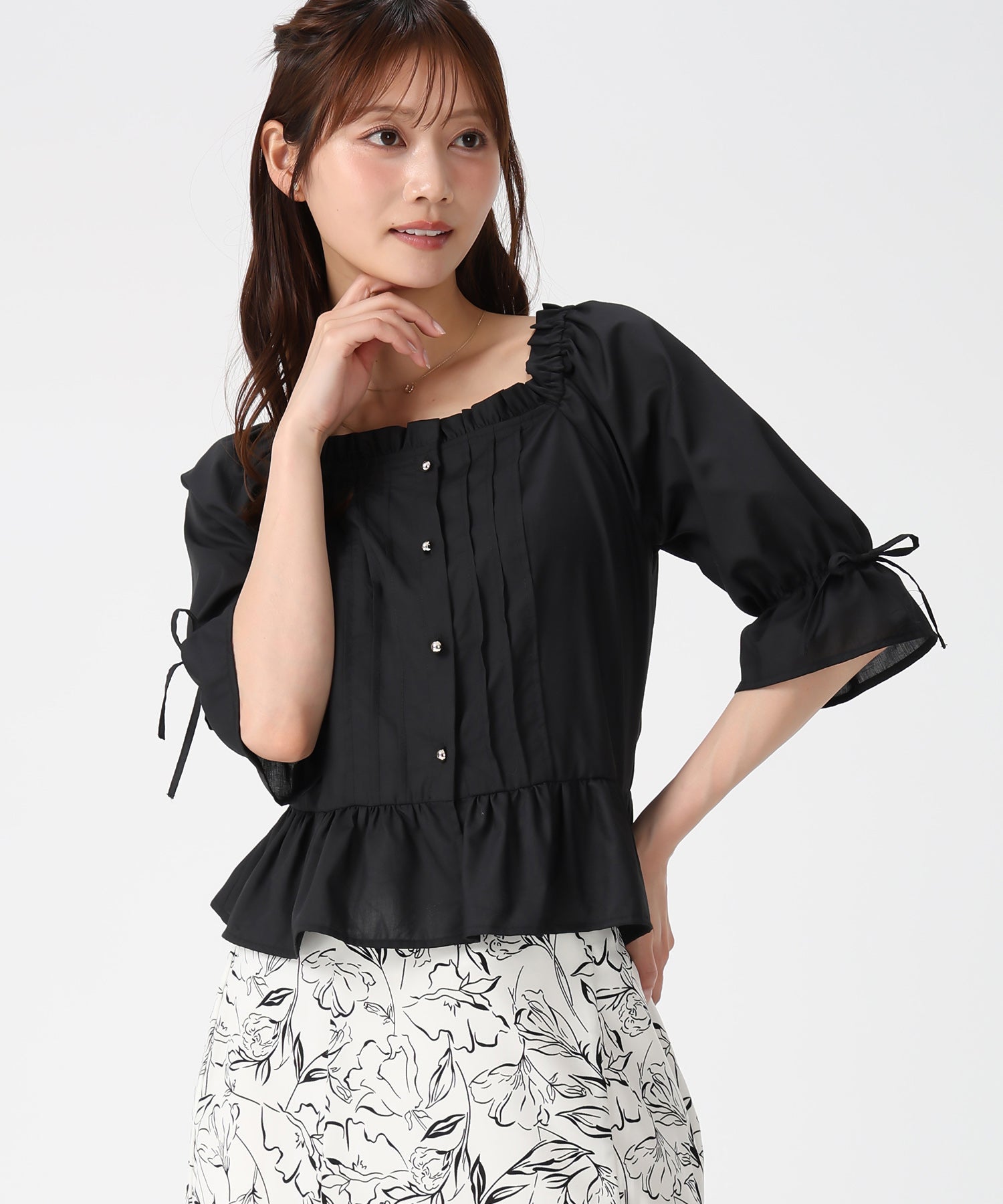 ミッシュマッシュ MISCH MASCH 2026春夏新作 スクエアネックフリルペプラムブラウス MM618108 （BLACK） BLACK