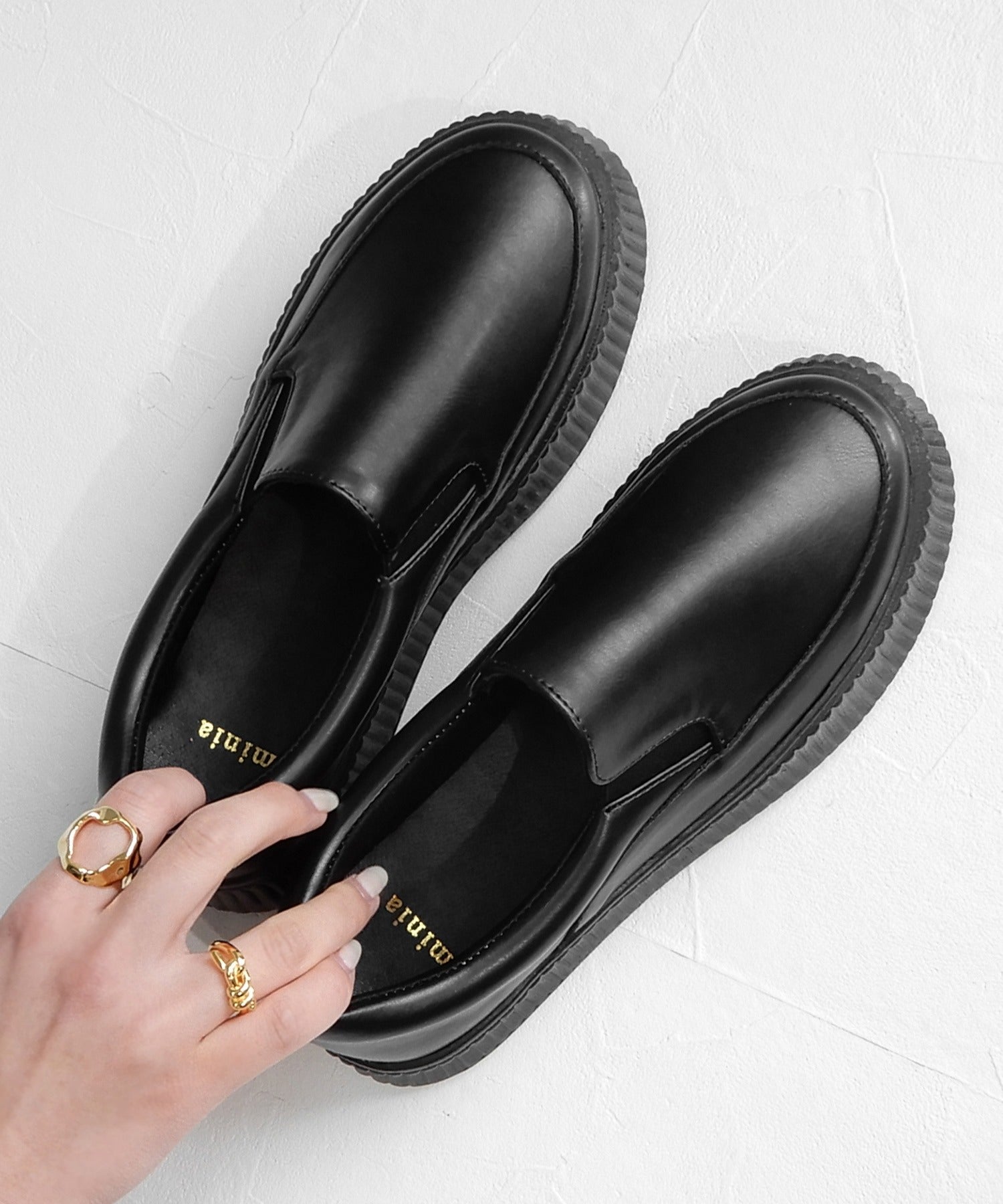 minia track sole slip-on sneakers