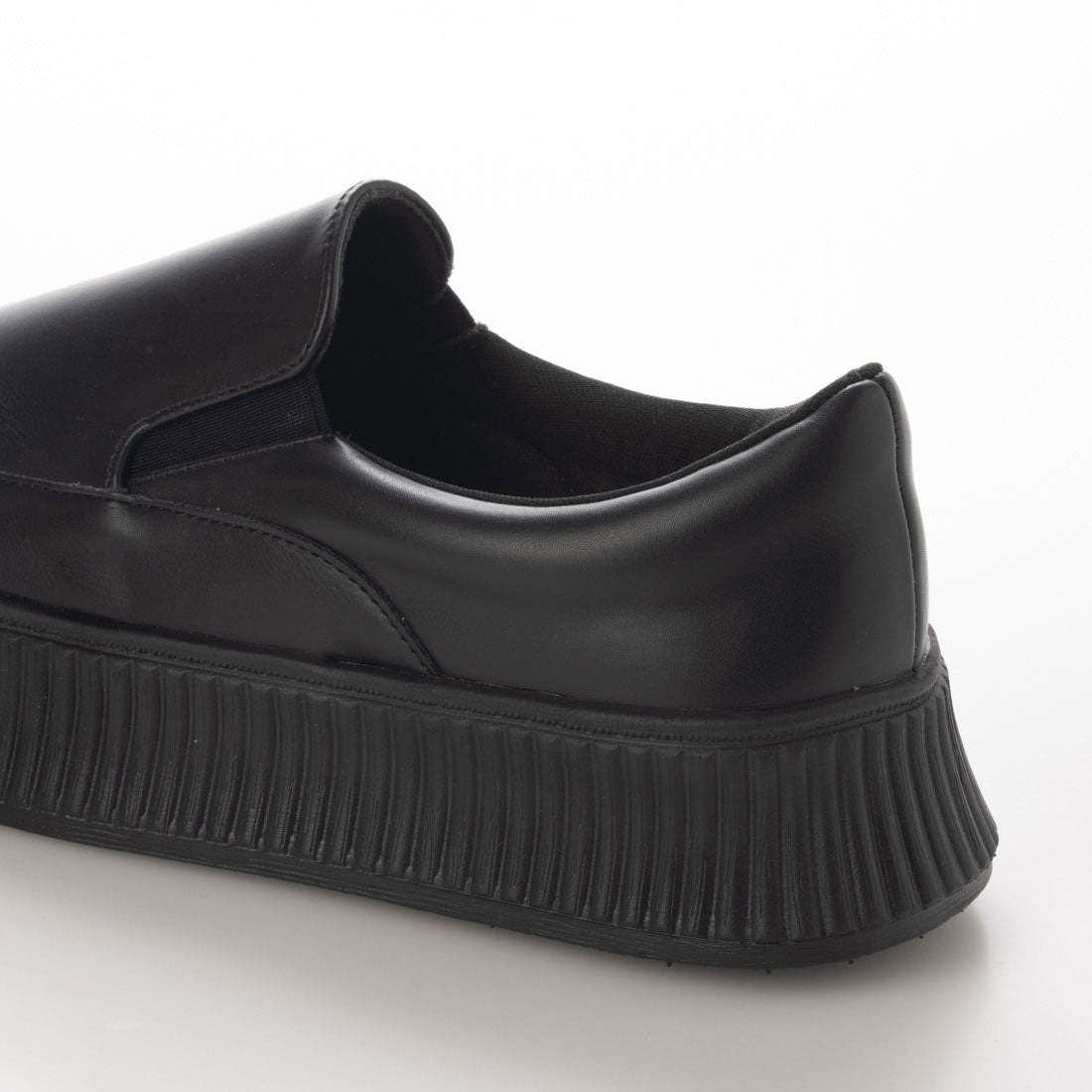 minia track sole slip-on sneakers
