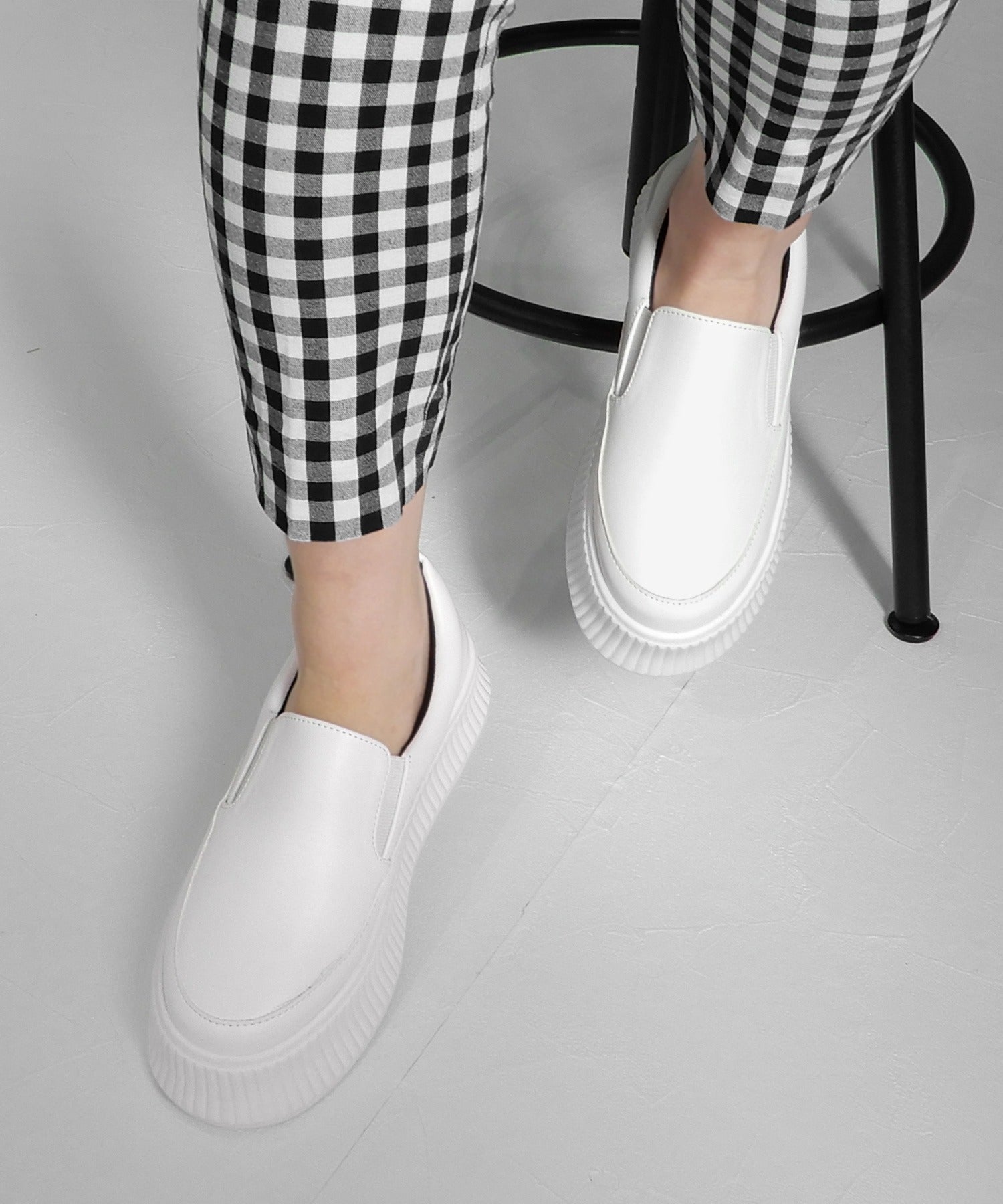 minia track sole slip-on sneakers