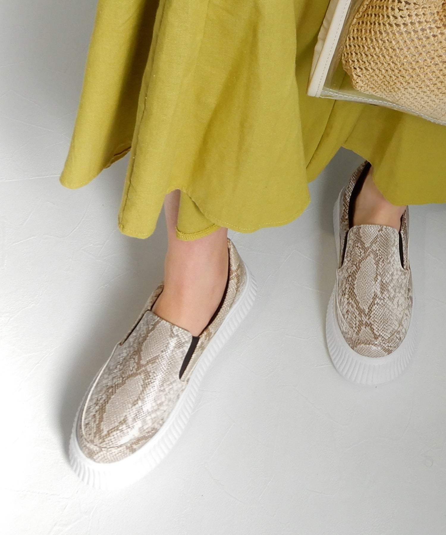 minia track sole slip-on sneakers