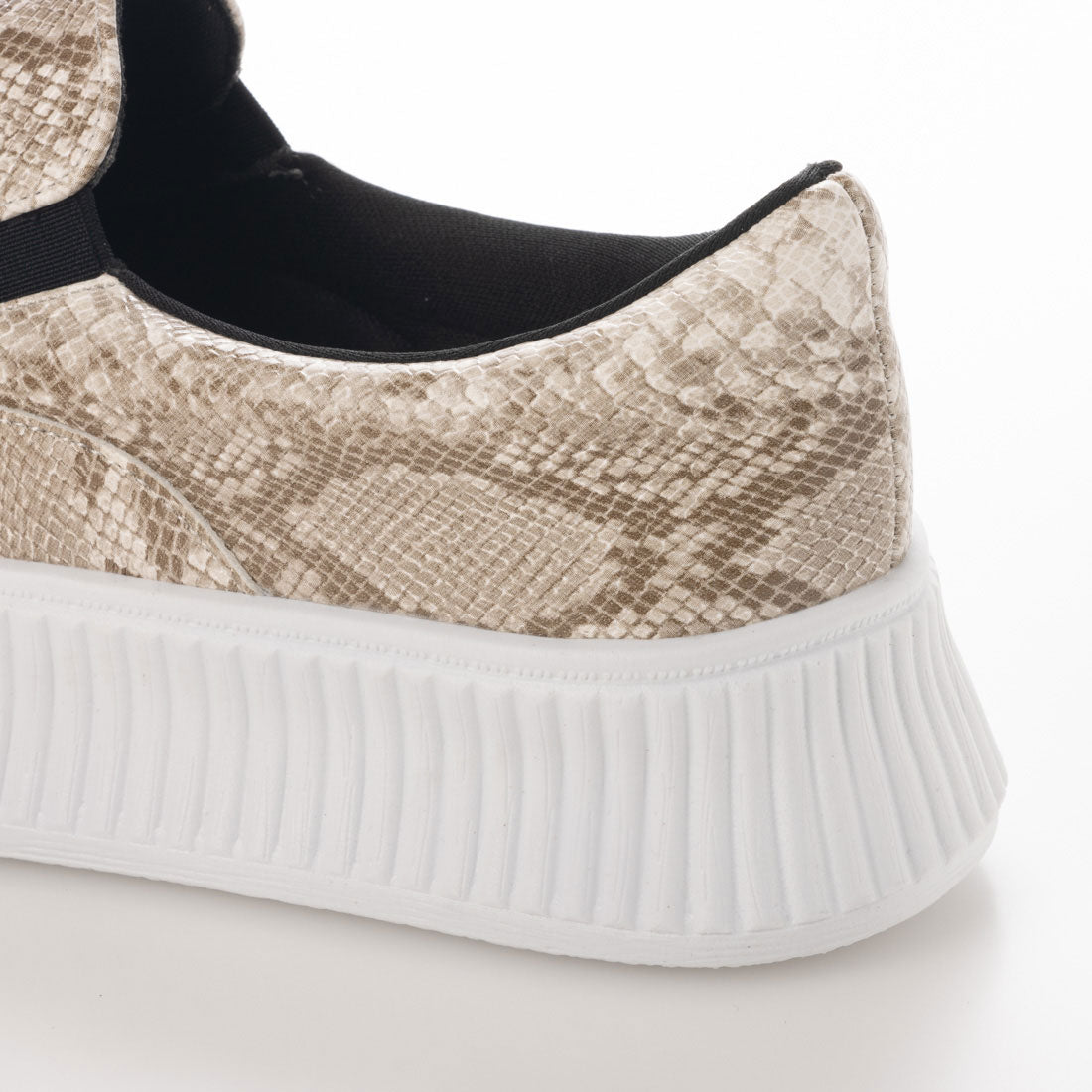 minia track sole slip-on sneakers