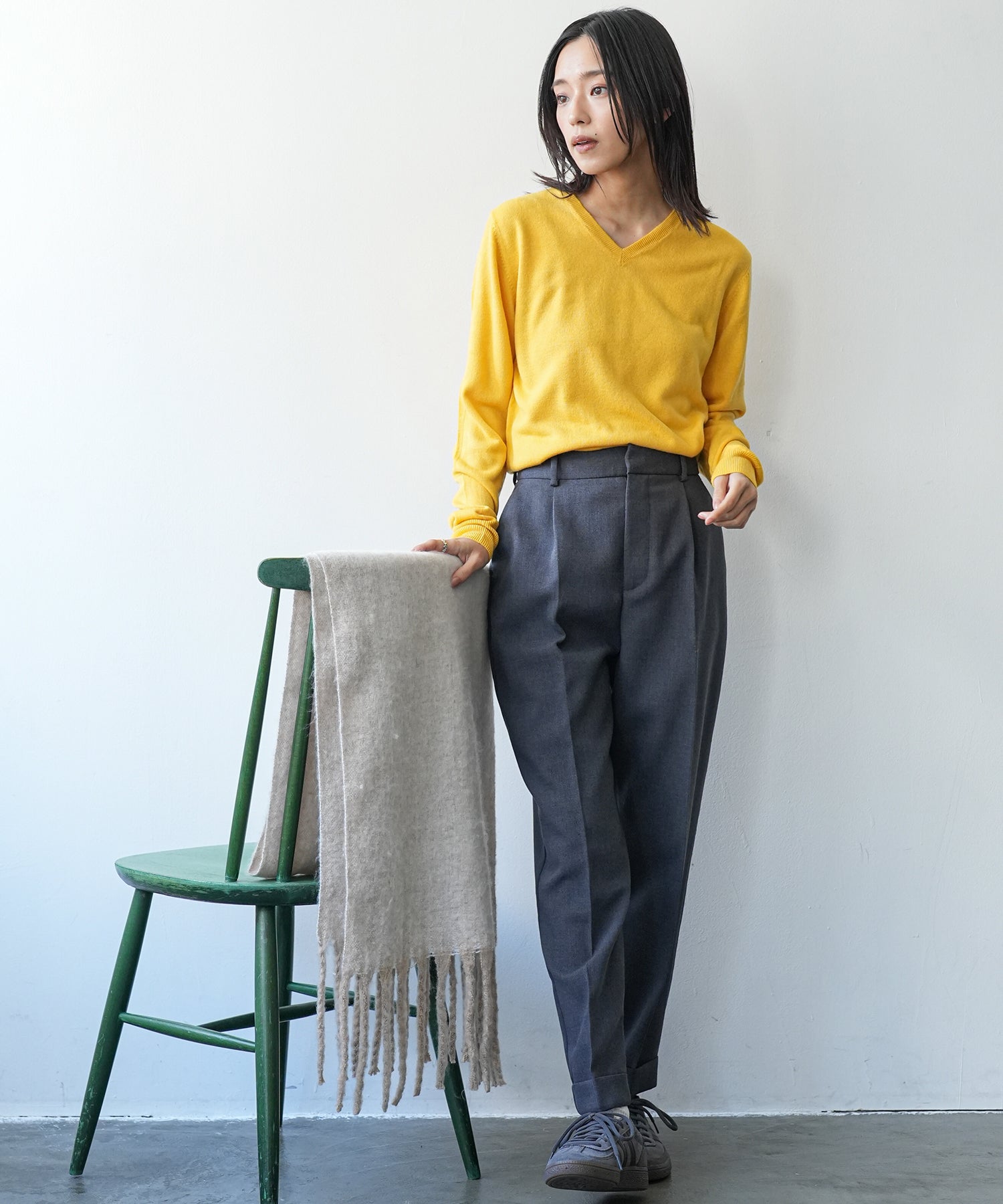 ミリアンデニ mili an deni カシミアタッチVネックニットセーター