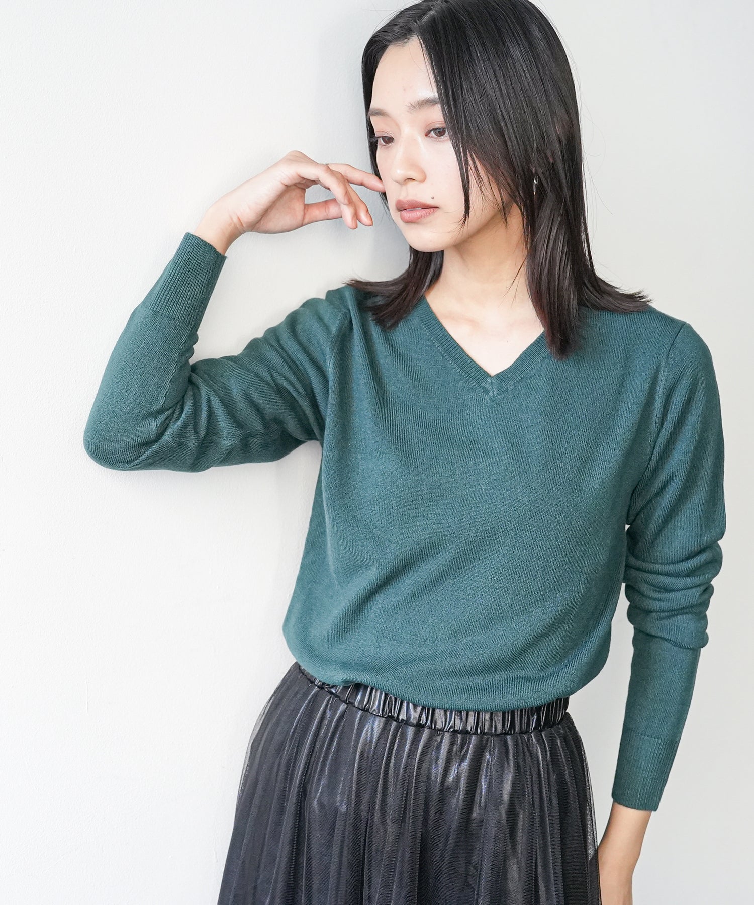 ミリアンデニ mili an deni カシミアタッチVネックニットセーター