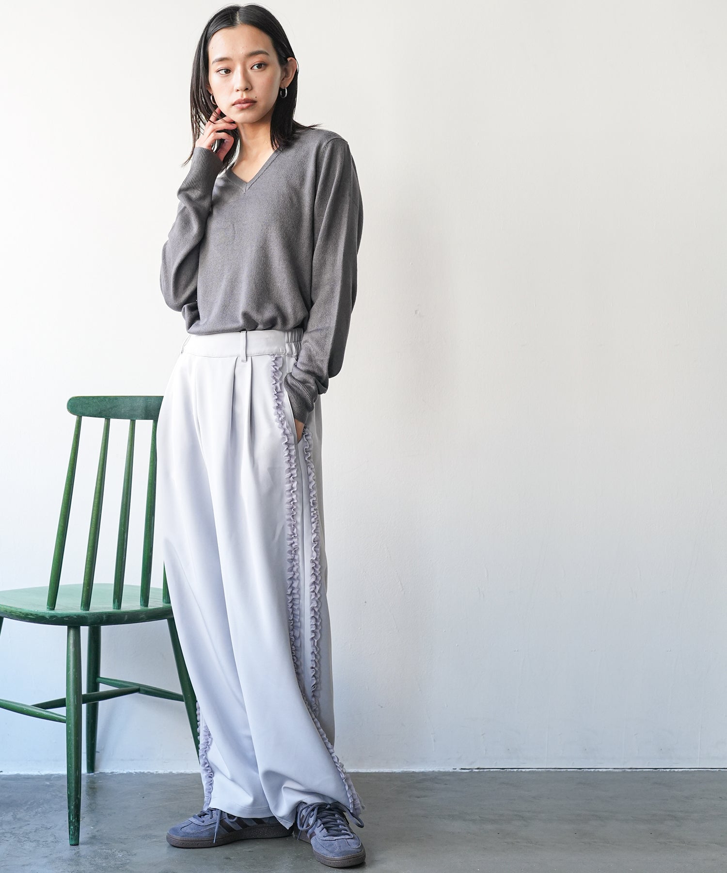 ミリアンデニ mili an deni カシミアタッチVネックニットセーター