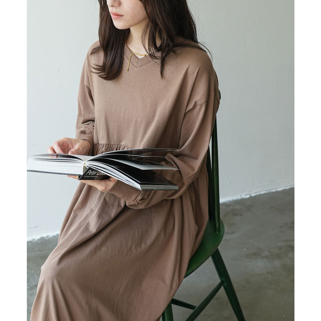 Mili An Deni V-Neck Gathered One-Piece Dress