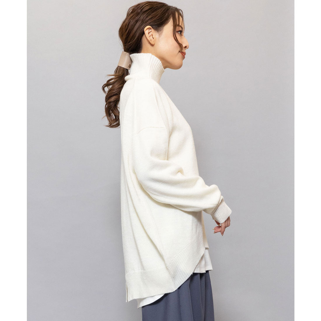 ミリアンデニ mili an deni ウール混バックスリットニットプルオーバー （オフホワイト） オフホワイト