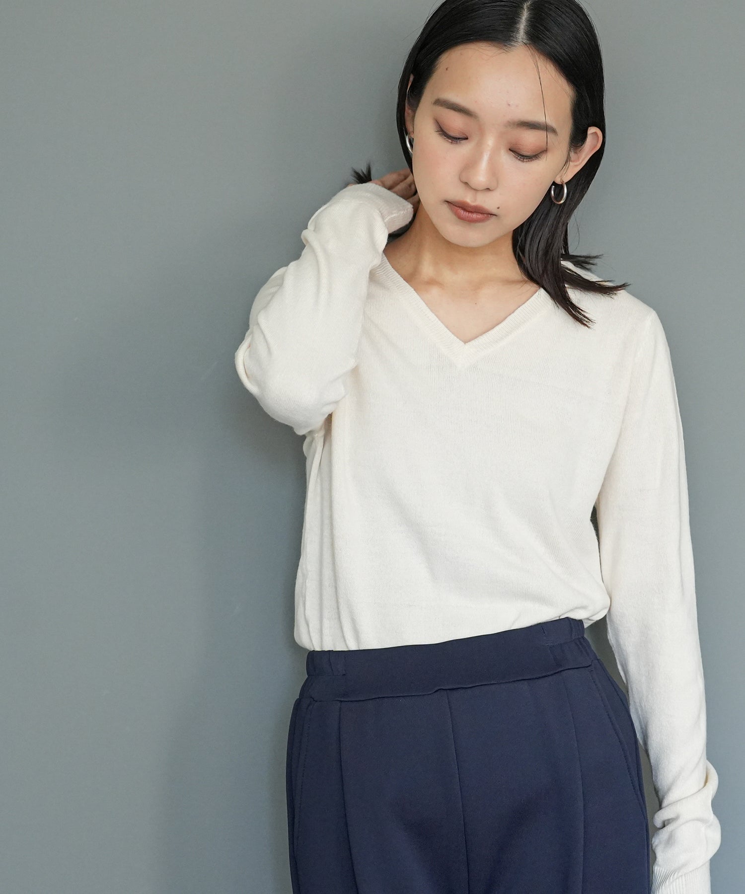 ミリアンデニ mili an deni カシミアタッチVネックニットセーター