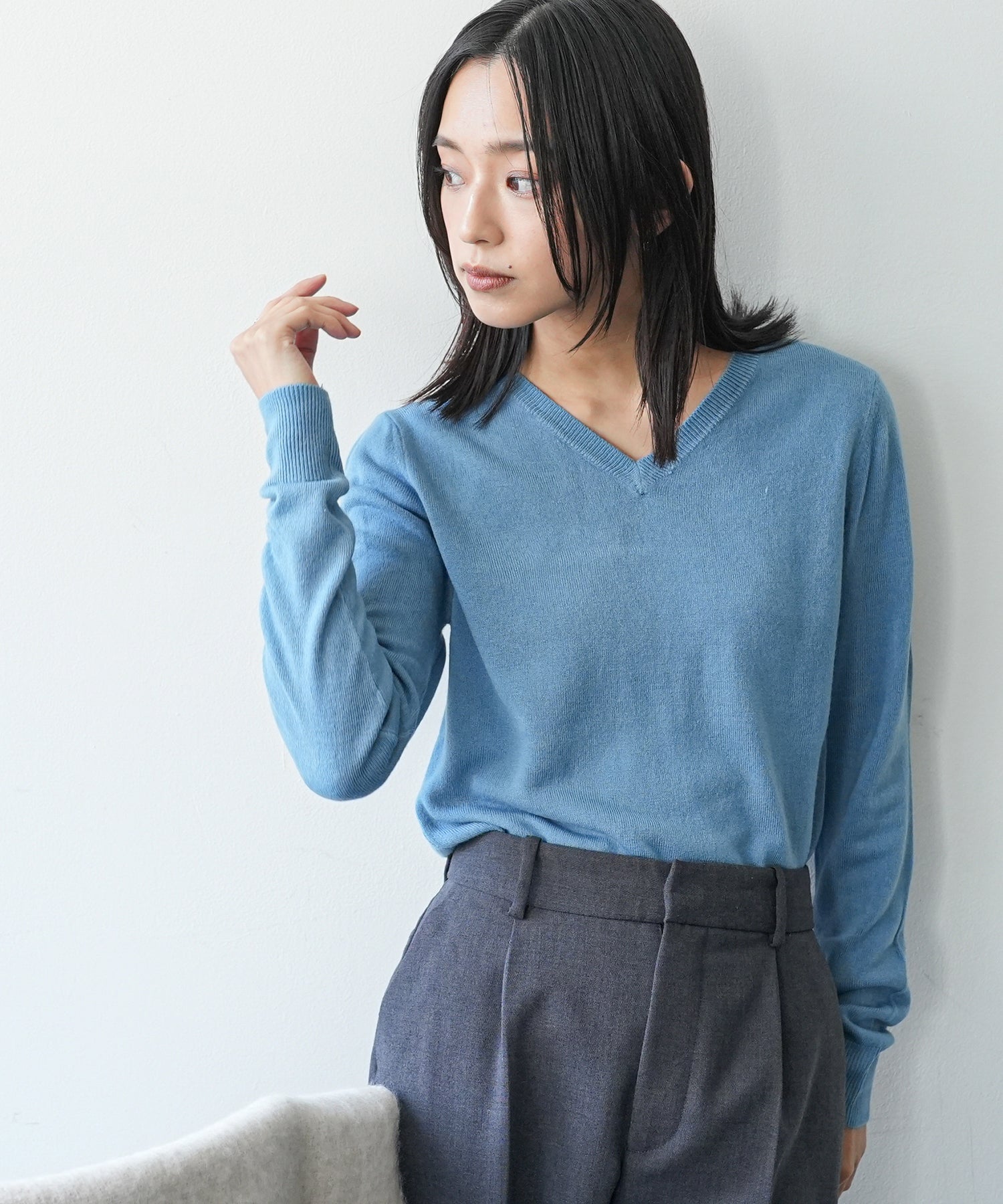 ミリアンデニ mili an deni カシミアタッチVネックニットセーター