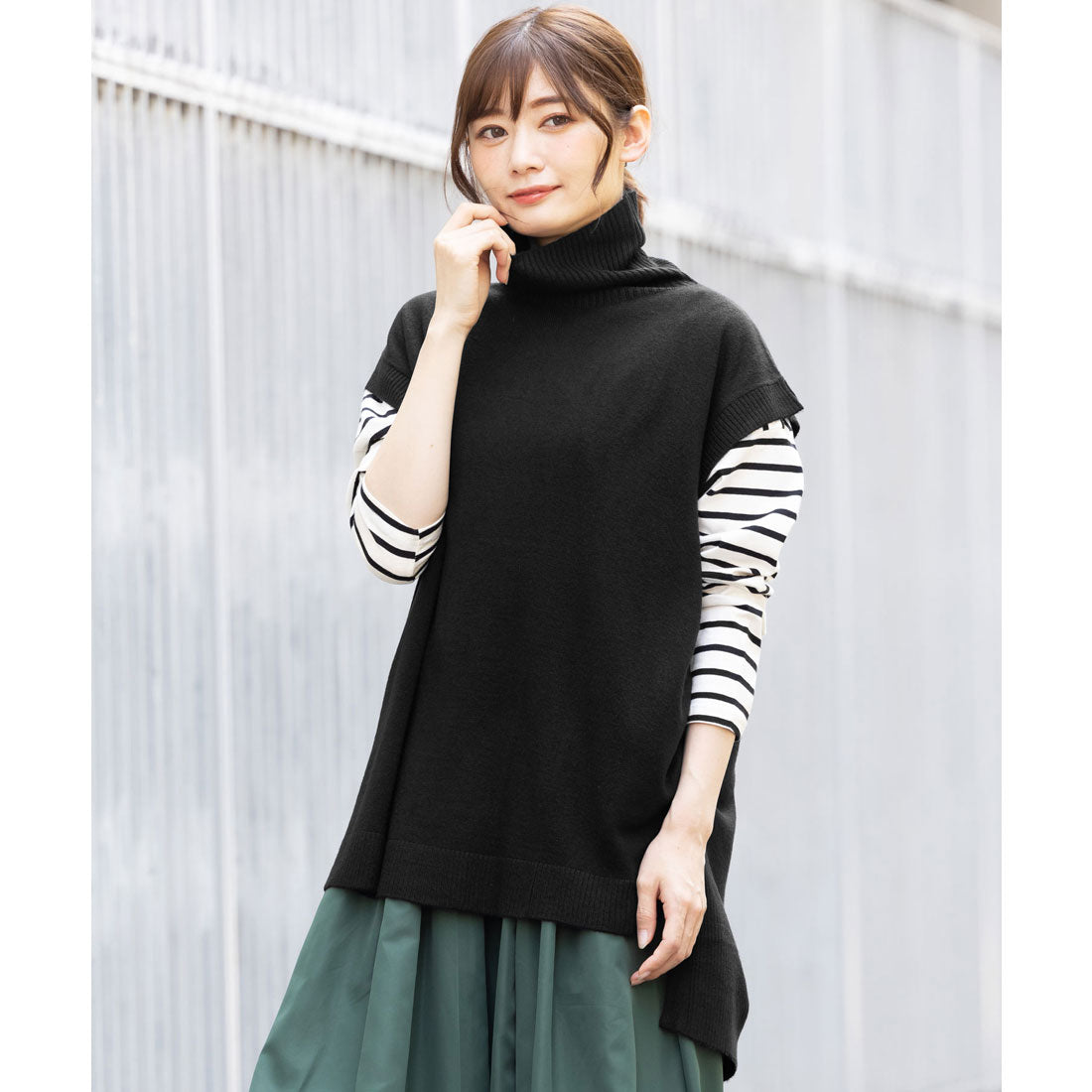 mili an deni Cashmere touch oversized turtleneck vest