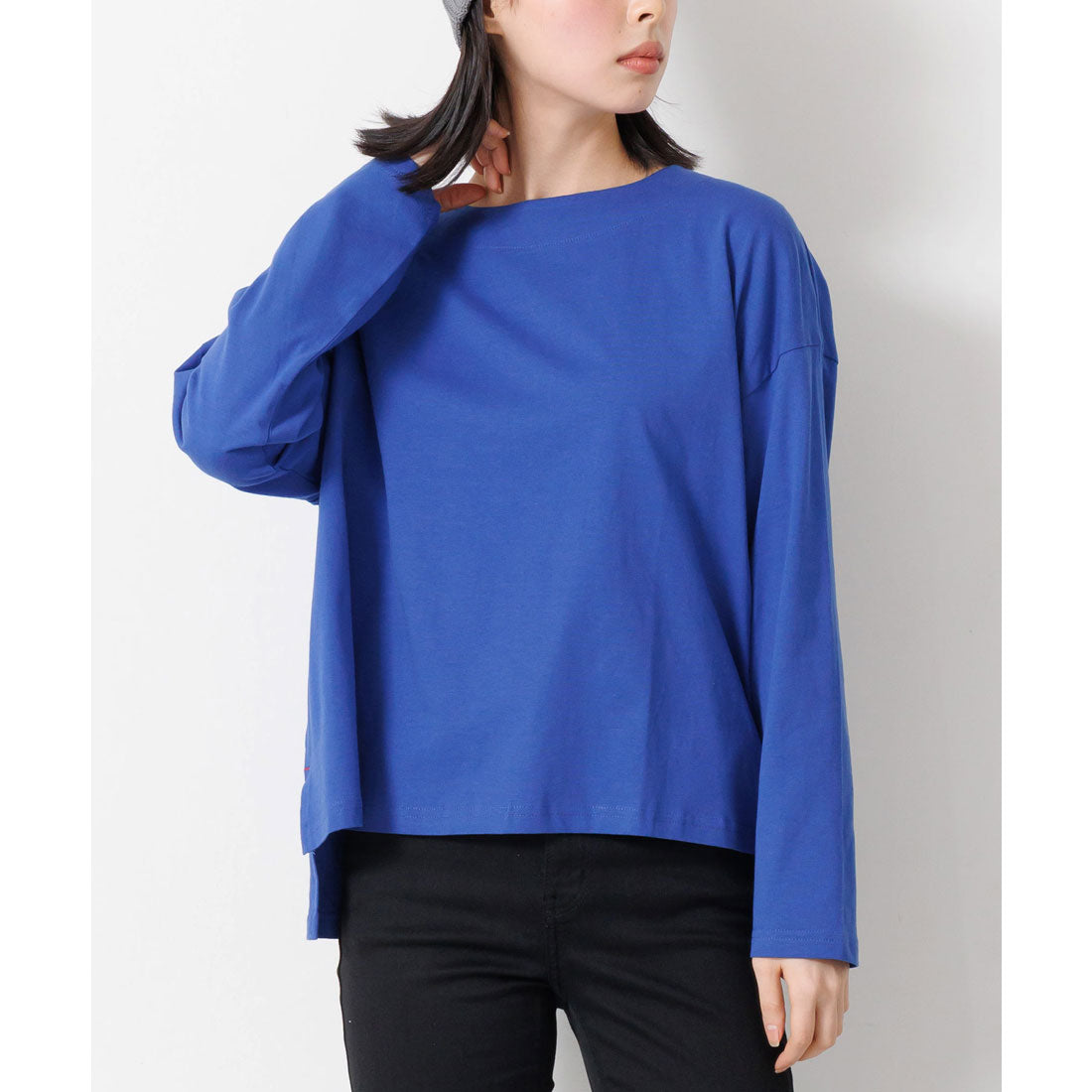 mili an deni Drop shoulder long sleeve top