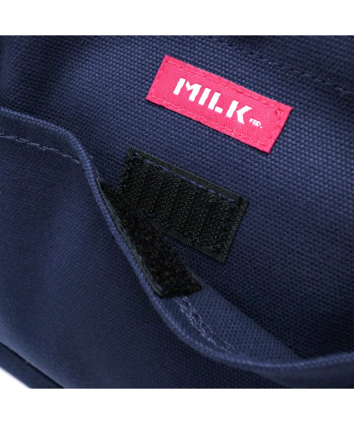 ミルクフェド MILKFED. ミルクフェド ショルダーバッグ MILKFED. EMBROIDERED BAR MINI SHOULDER BAG W/STRAP 103213053009 （レッド） レッド